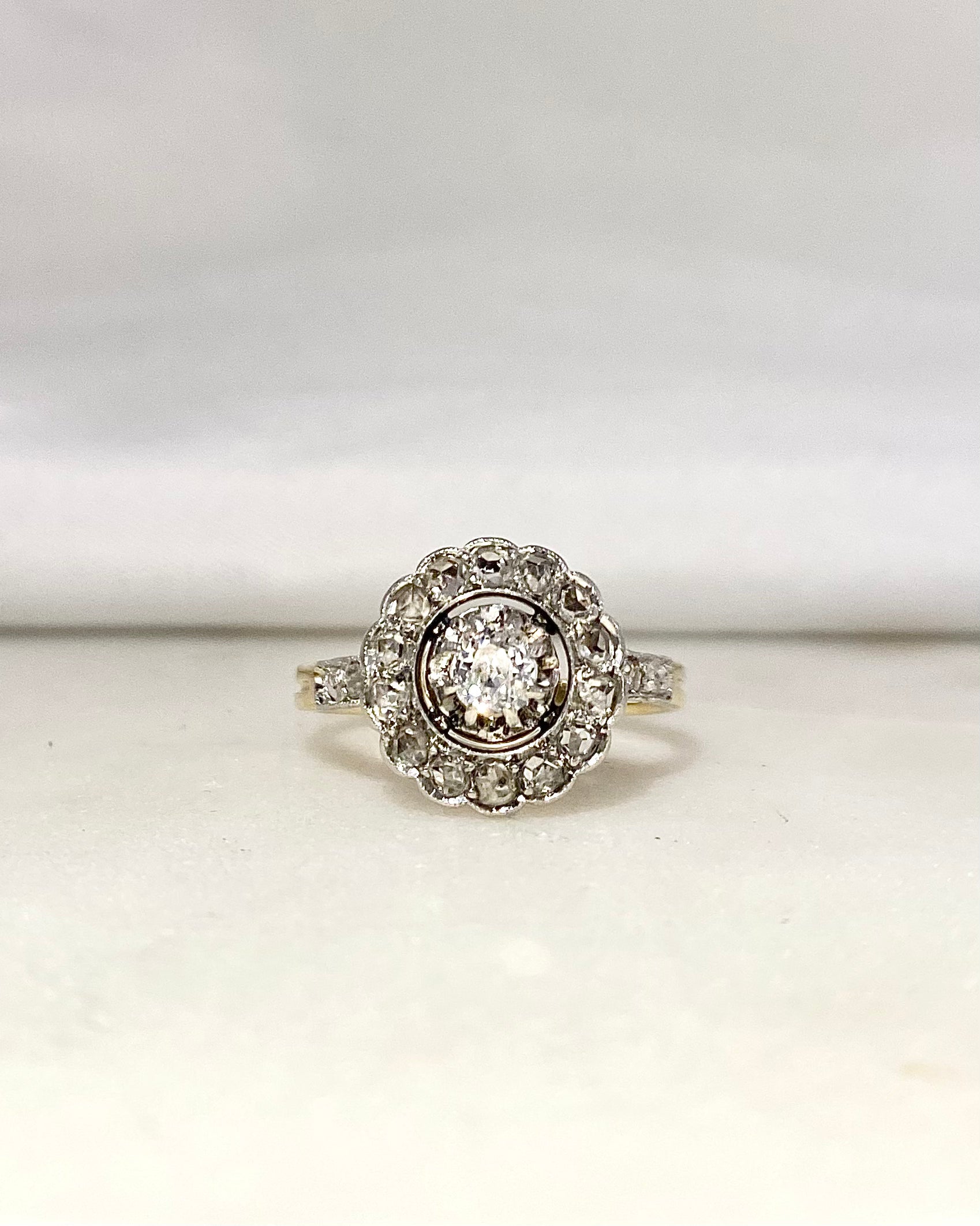 Bague Marguerite Art-deco Diamants "Solene"