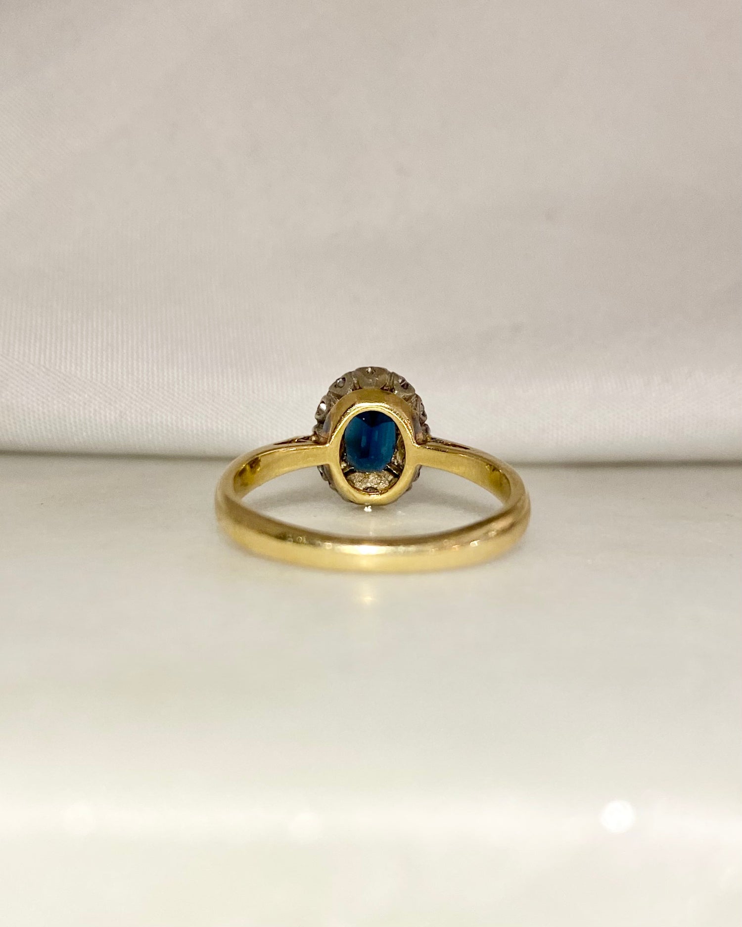 Bague Marguerite Saphir 1.05 carat & Diamants "Clea"