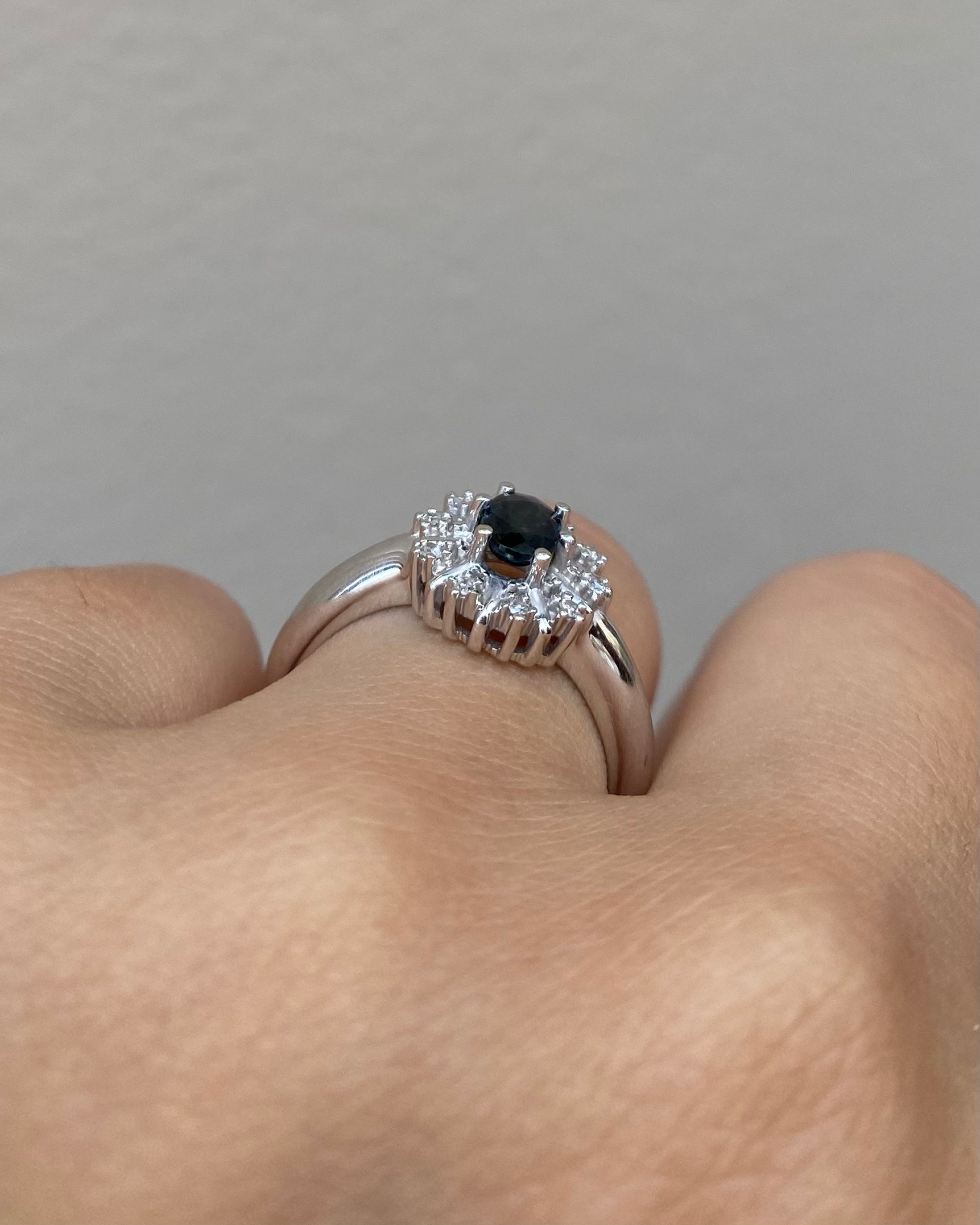 Anillo Margarita Zafiro y Diamantes "Clarisse"