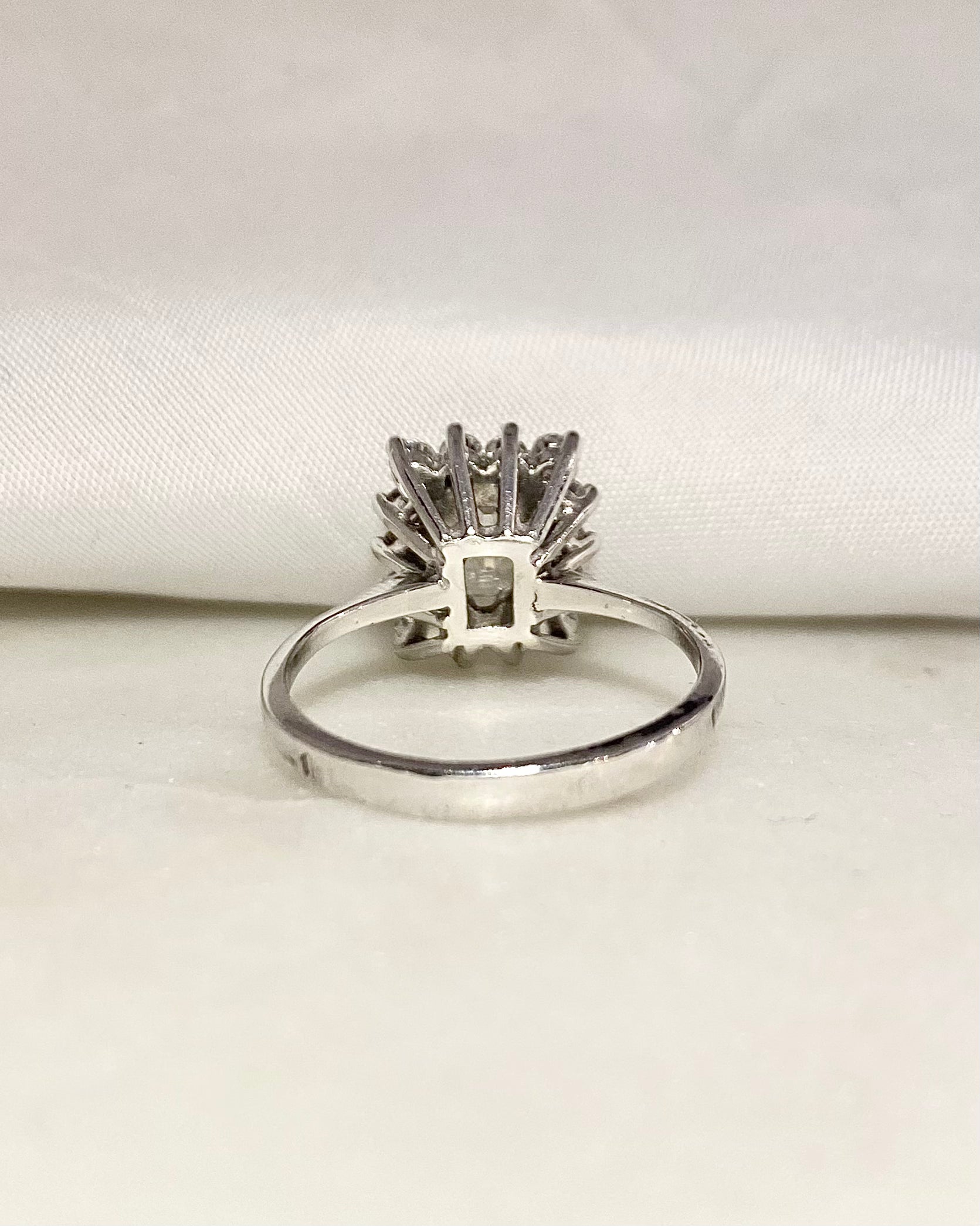 Bague Marguerite Diamants 1.23 carat "Josiane"