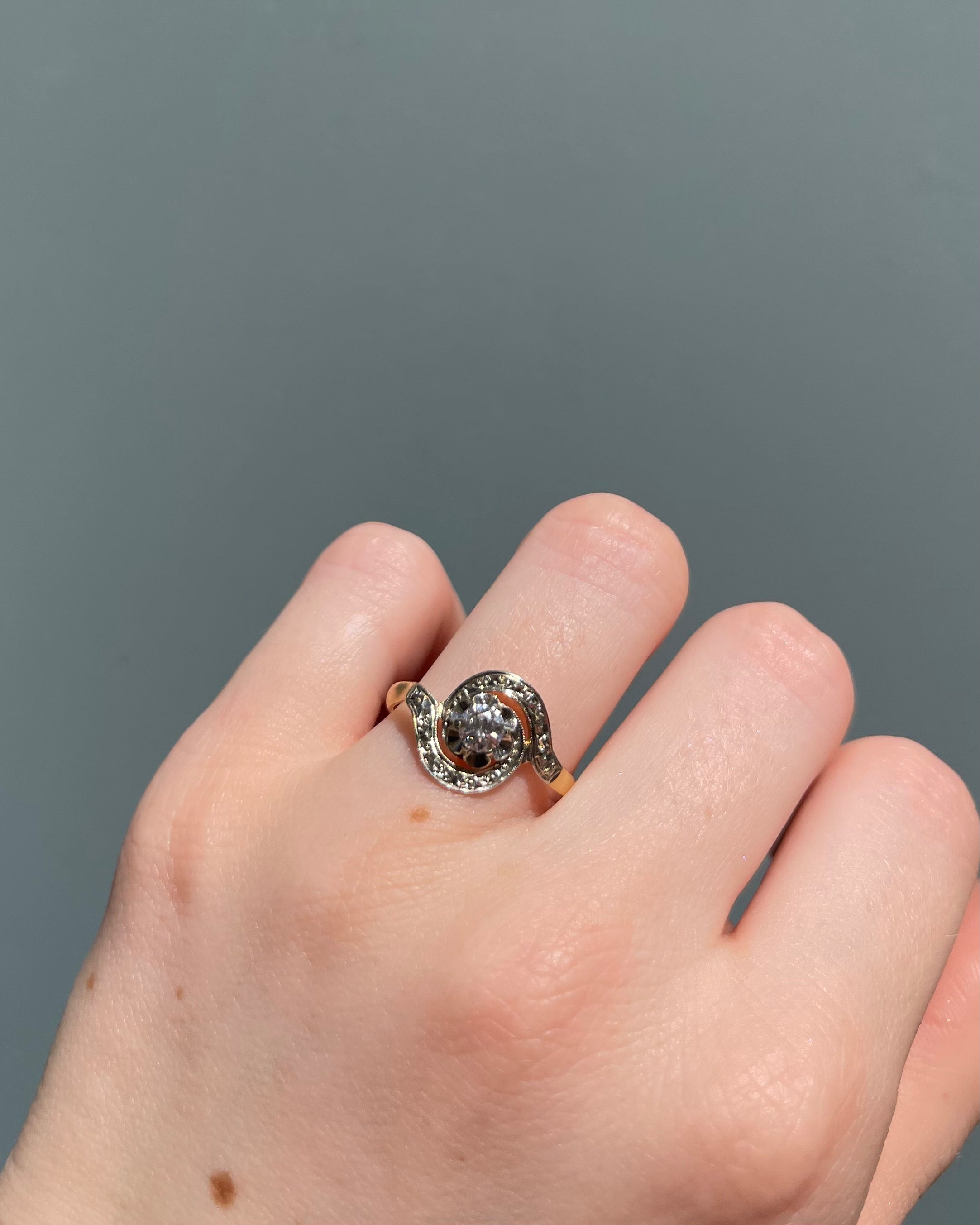 Anillo Tourbillon Diamante "Bellary"