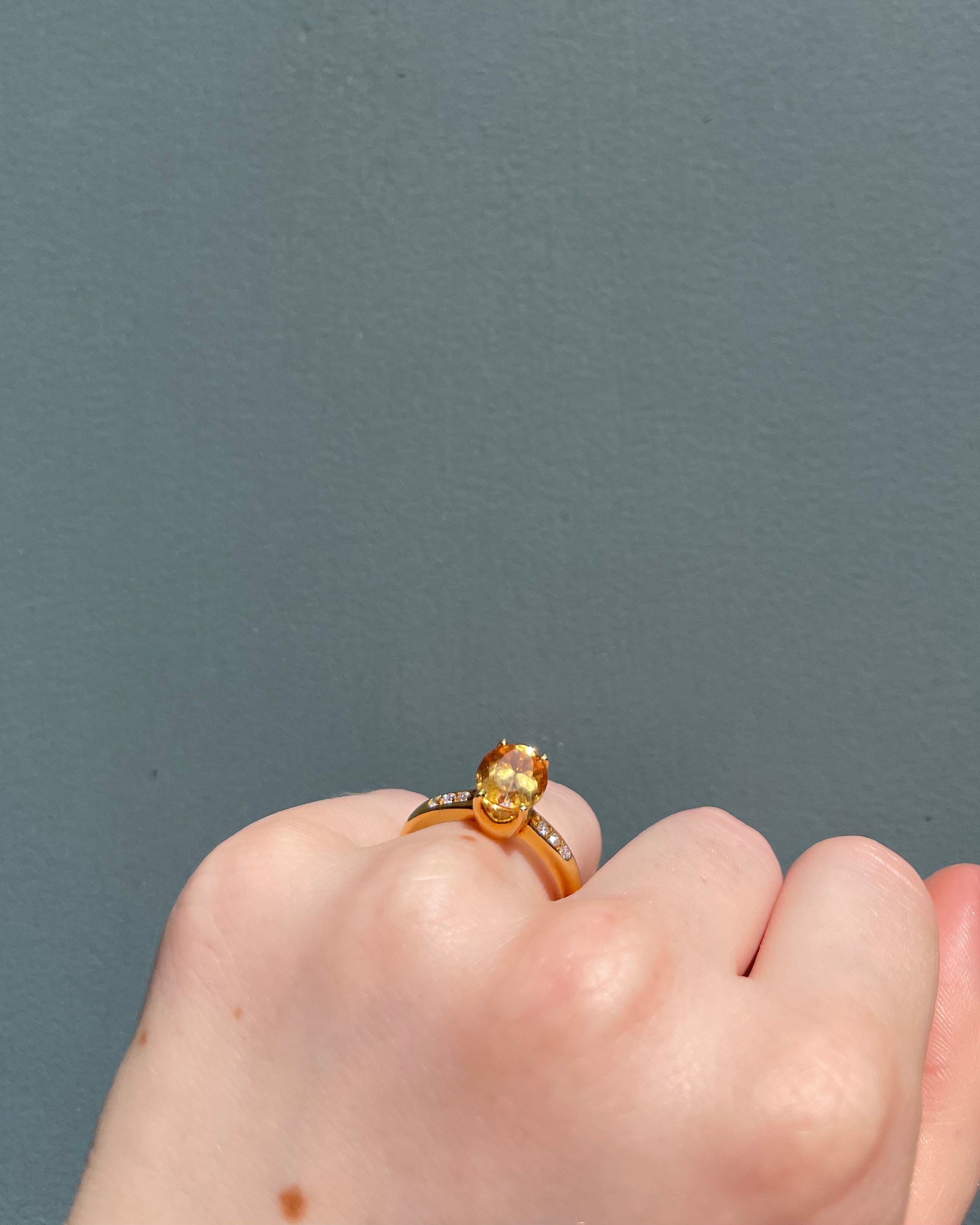 Trilogie Topaze Jaune 3.15 carats & Diamants "Isadora"