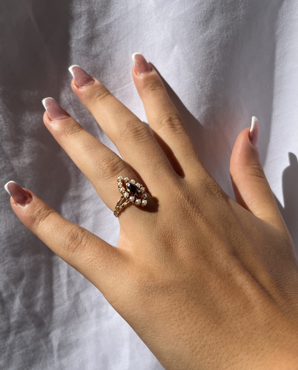 Bague Marquise Grenat et Perles"Ghalia"