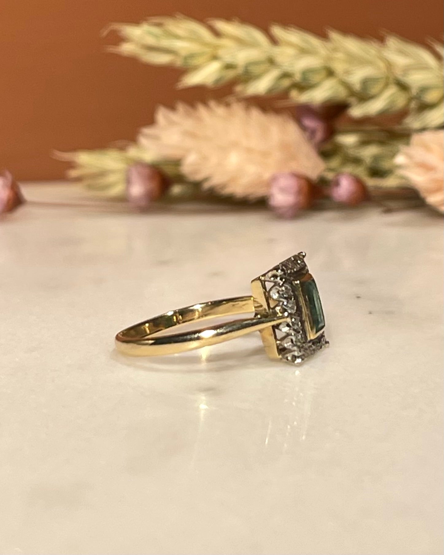 Bague Style Art-Déco émeraude & Diamants "Sirine" - Elliade Paris