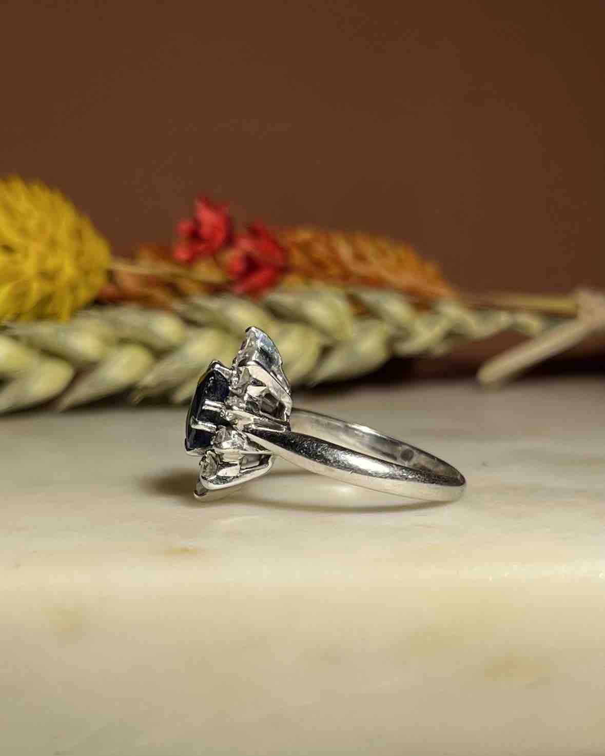 Bague Marguerite Saphir 1 carat & Diamants "Barbara"