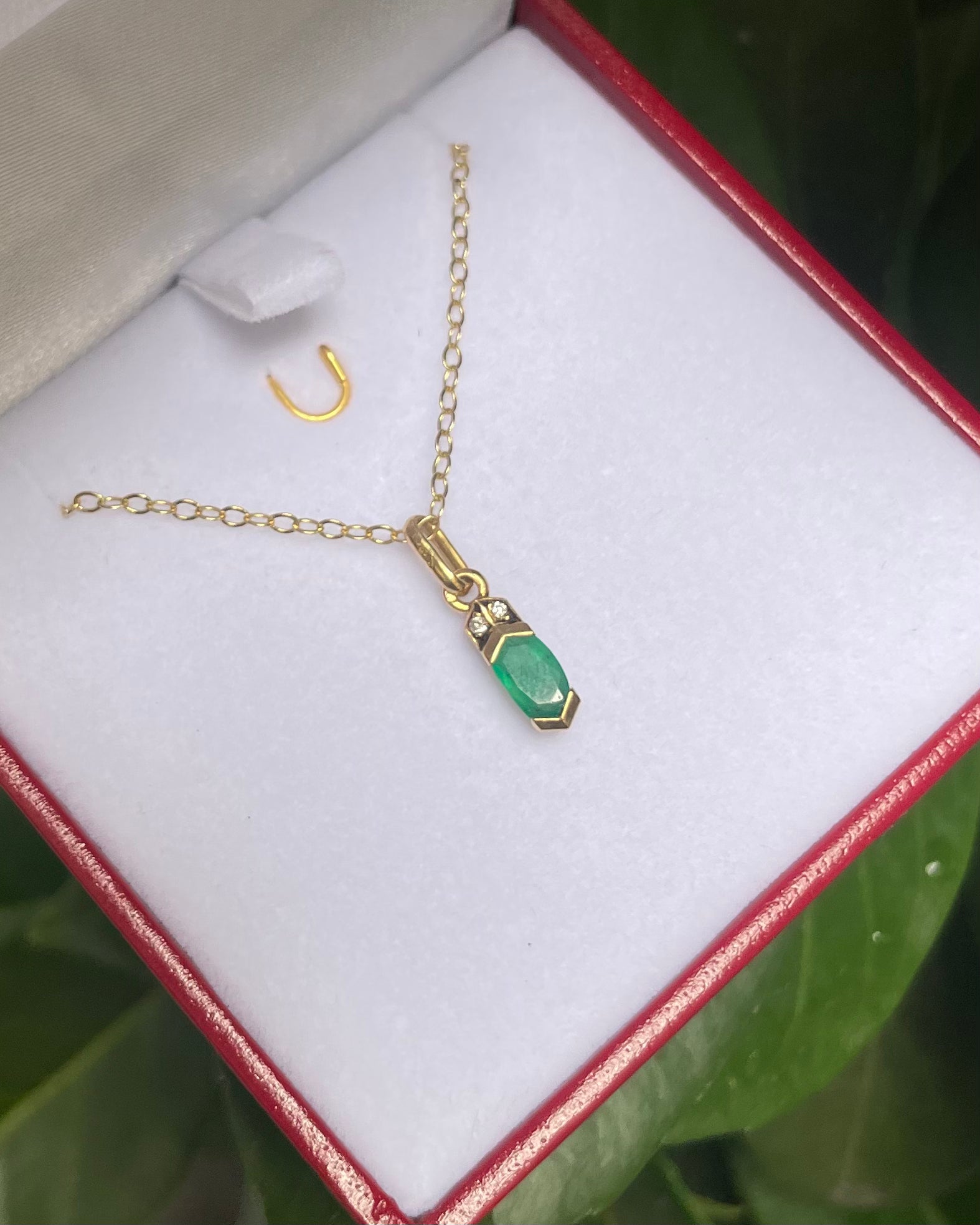 Pendentif Emeraude 0.30 carat & Diamants “Édène”