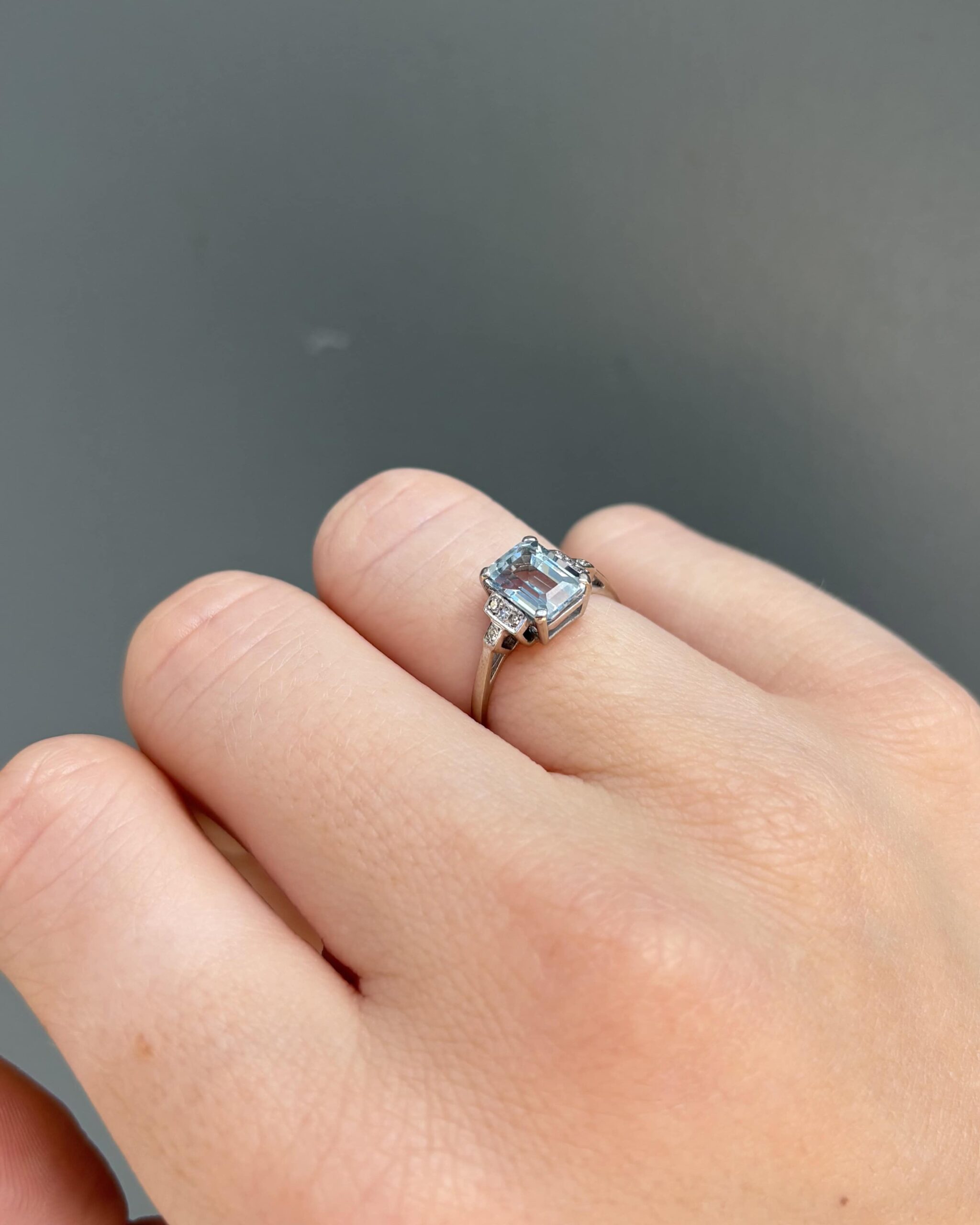 Bague Trilogie Style Art-déco Aigue-marine 1.60 Carat & Diamants "Audile" - Elliade Paris