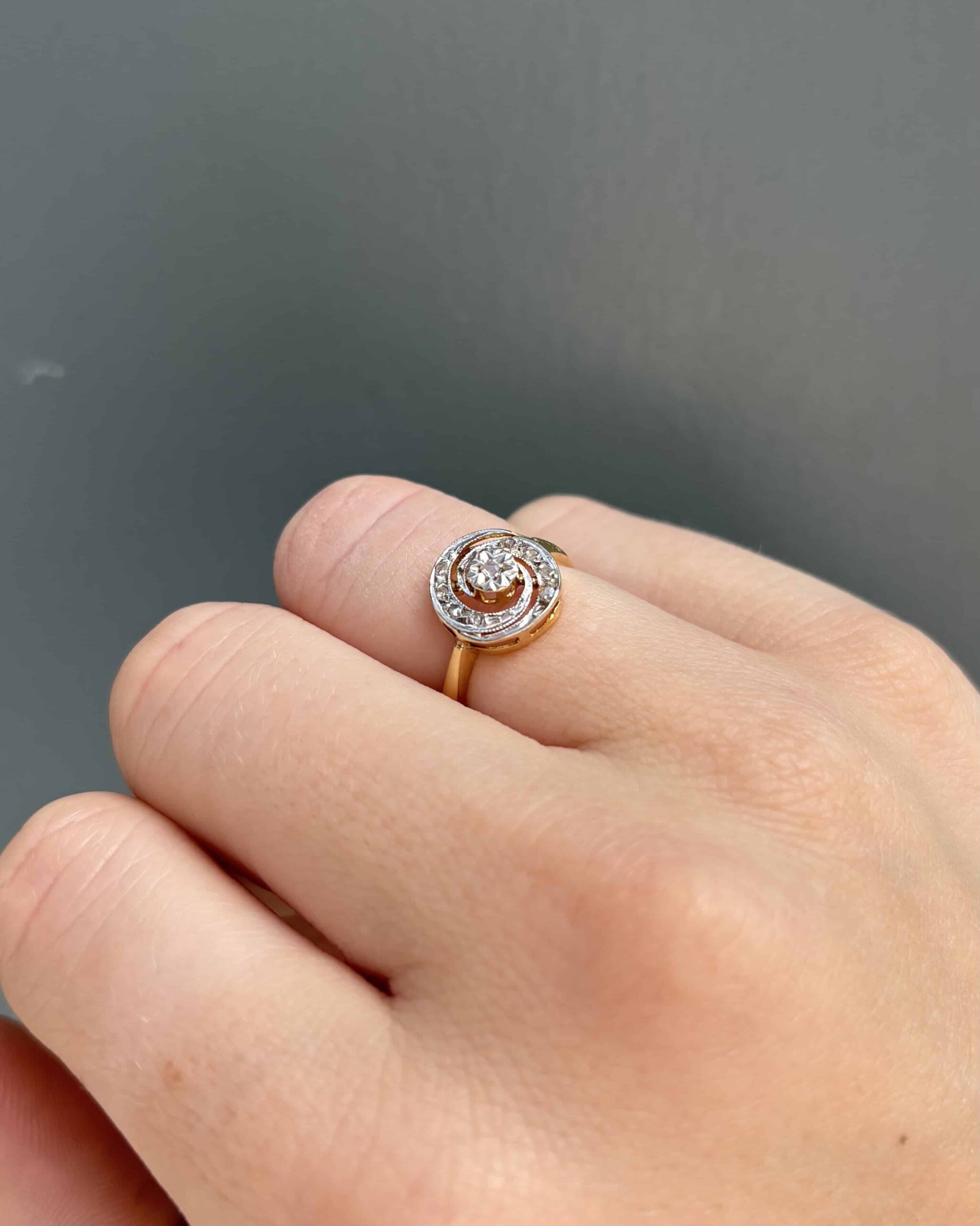 Bague Tourbillon Art-déco Diamants "Lise" - Elliade Paris