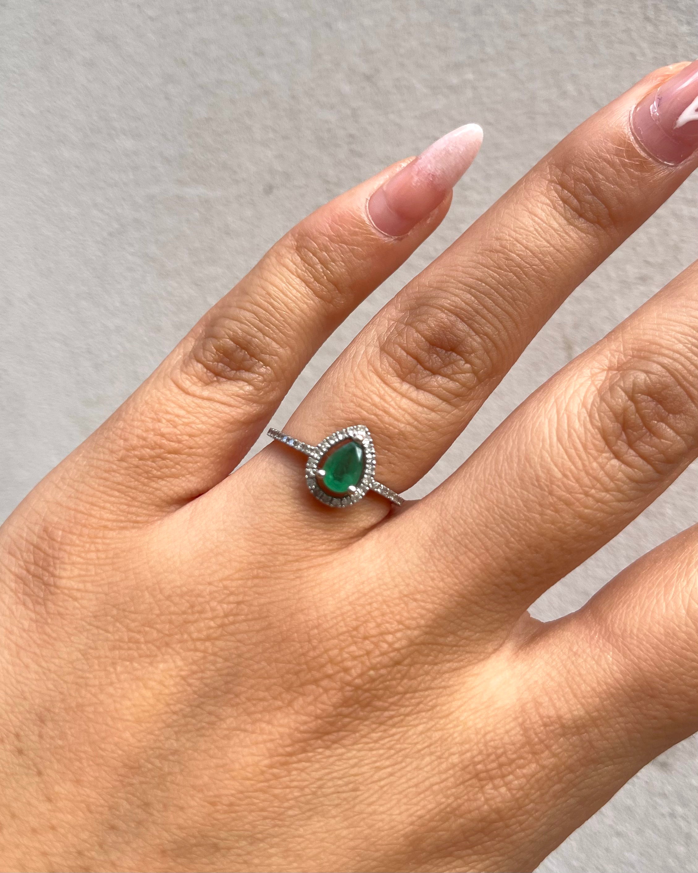 Bague Marguerite Émeraude Poire & Diamants "Milena"