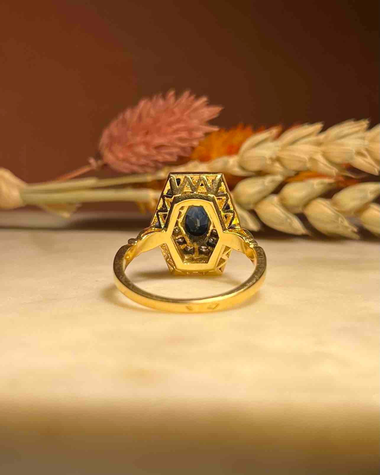 Anillo Art Déco con zafiros y diamantes "Loica"