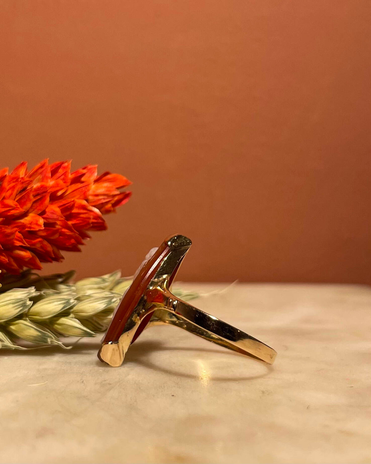 Vintage Agate Cameo Ring "Sayuna"