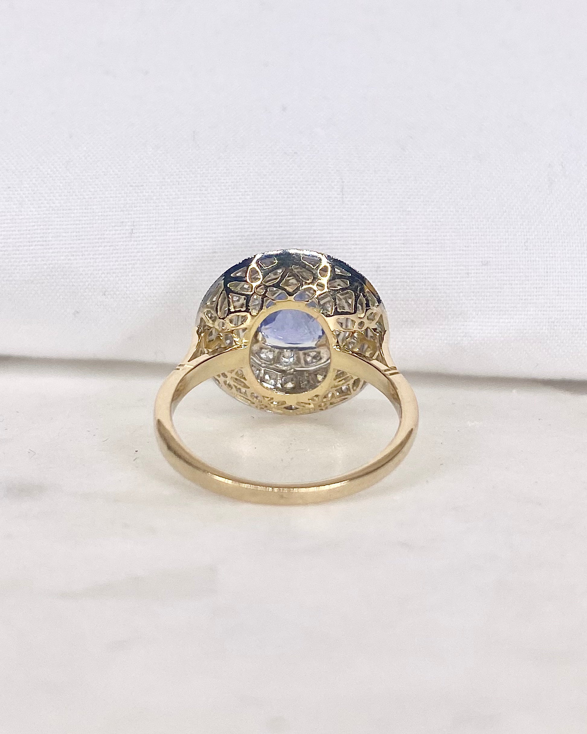 Bague style Art déco Saphir 1.80 carat & 60 Diamants "Grace"