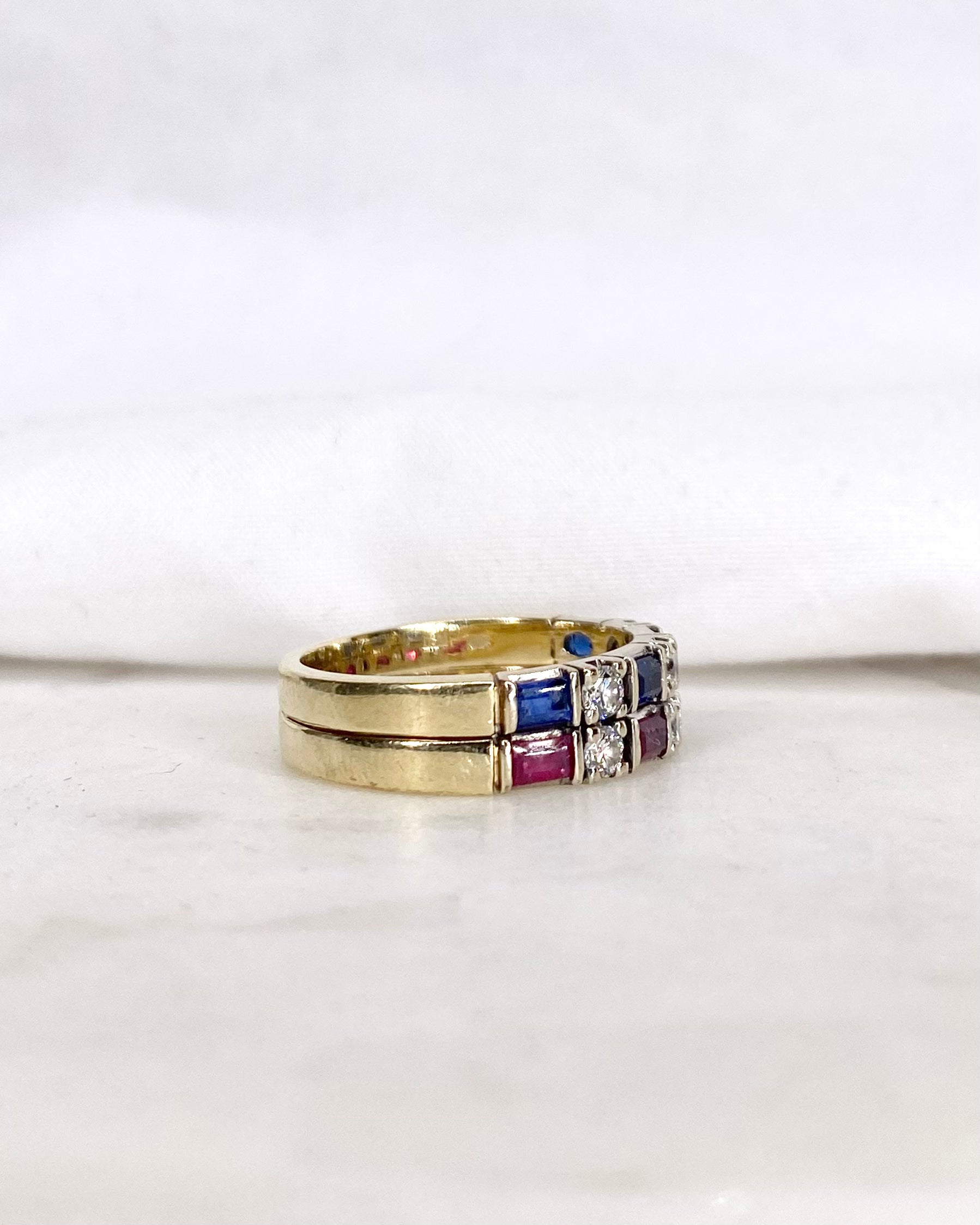 Bague Demi-Alliance Rubis, Saphirs, & Diamants "Valeria"