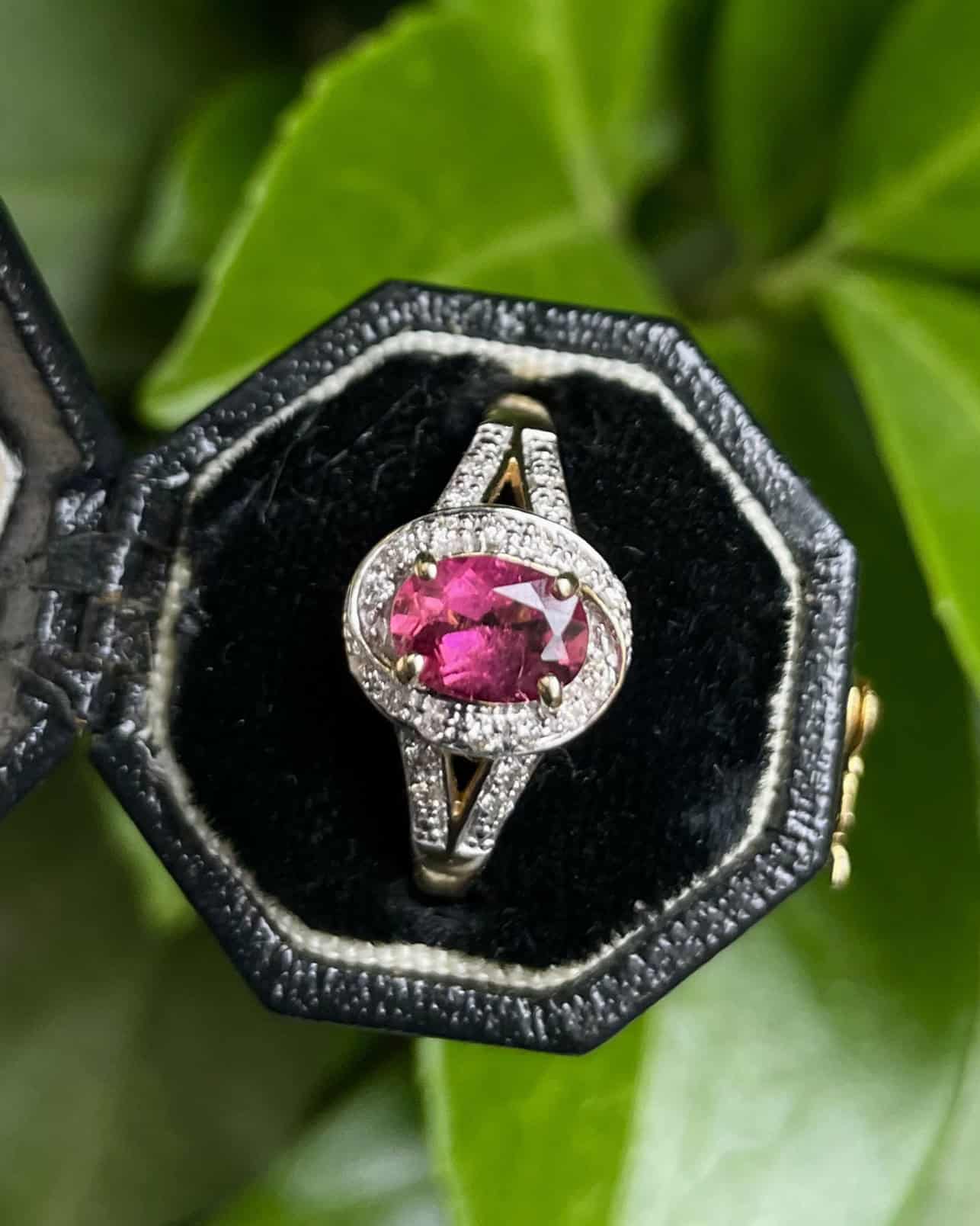 Bague Vintage Tourmaline Rose 1.35 carat & 22 Diamants "Orya"