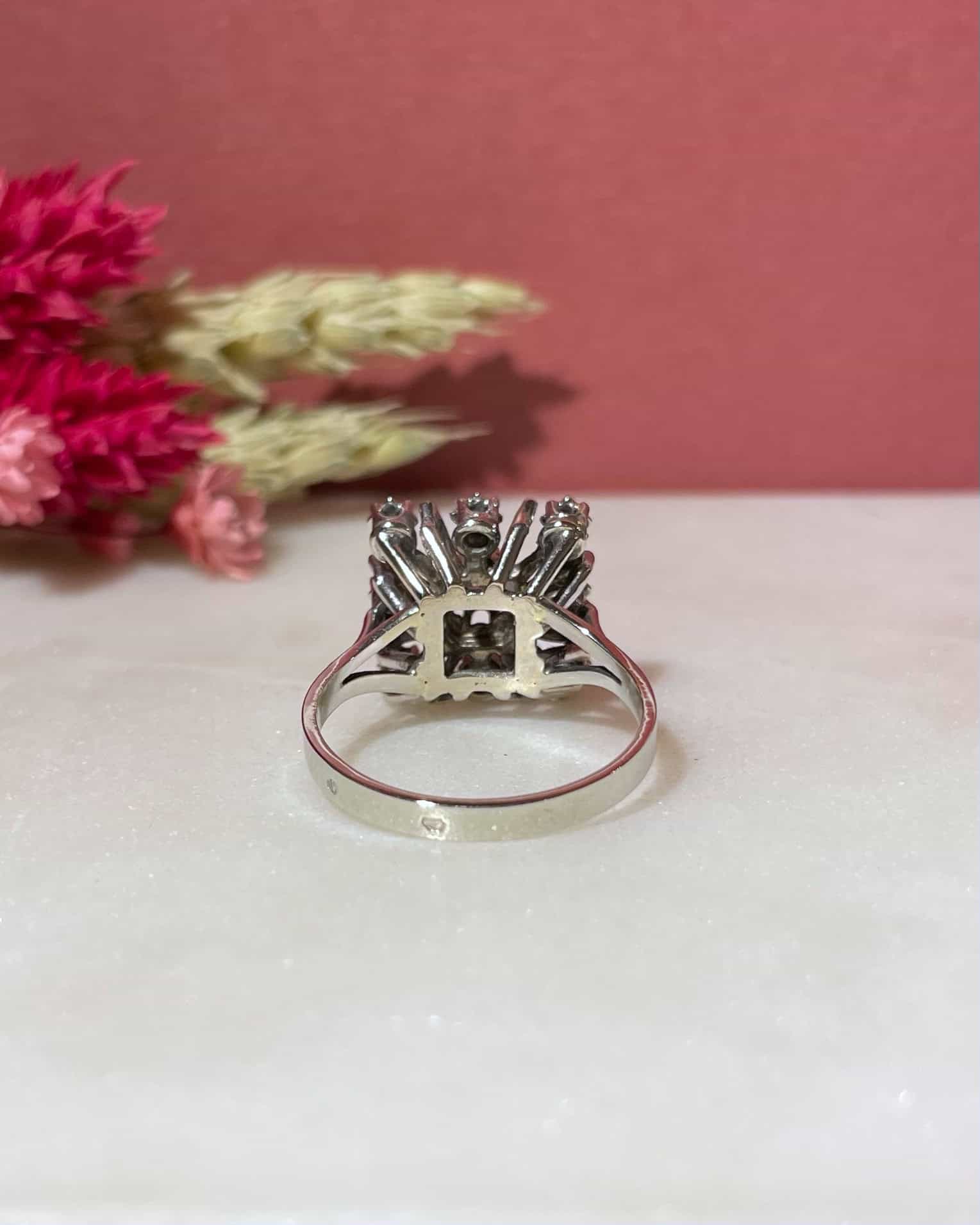 Bague Vintage Marguerite Diamants "Illiana"