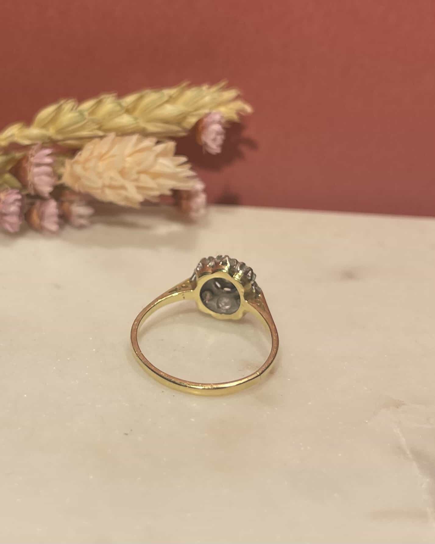 Anillo vintage Marguerite con 9 diamantes "Maeva"