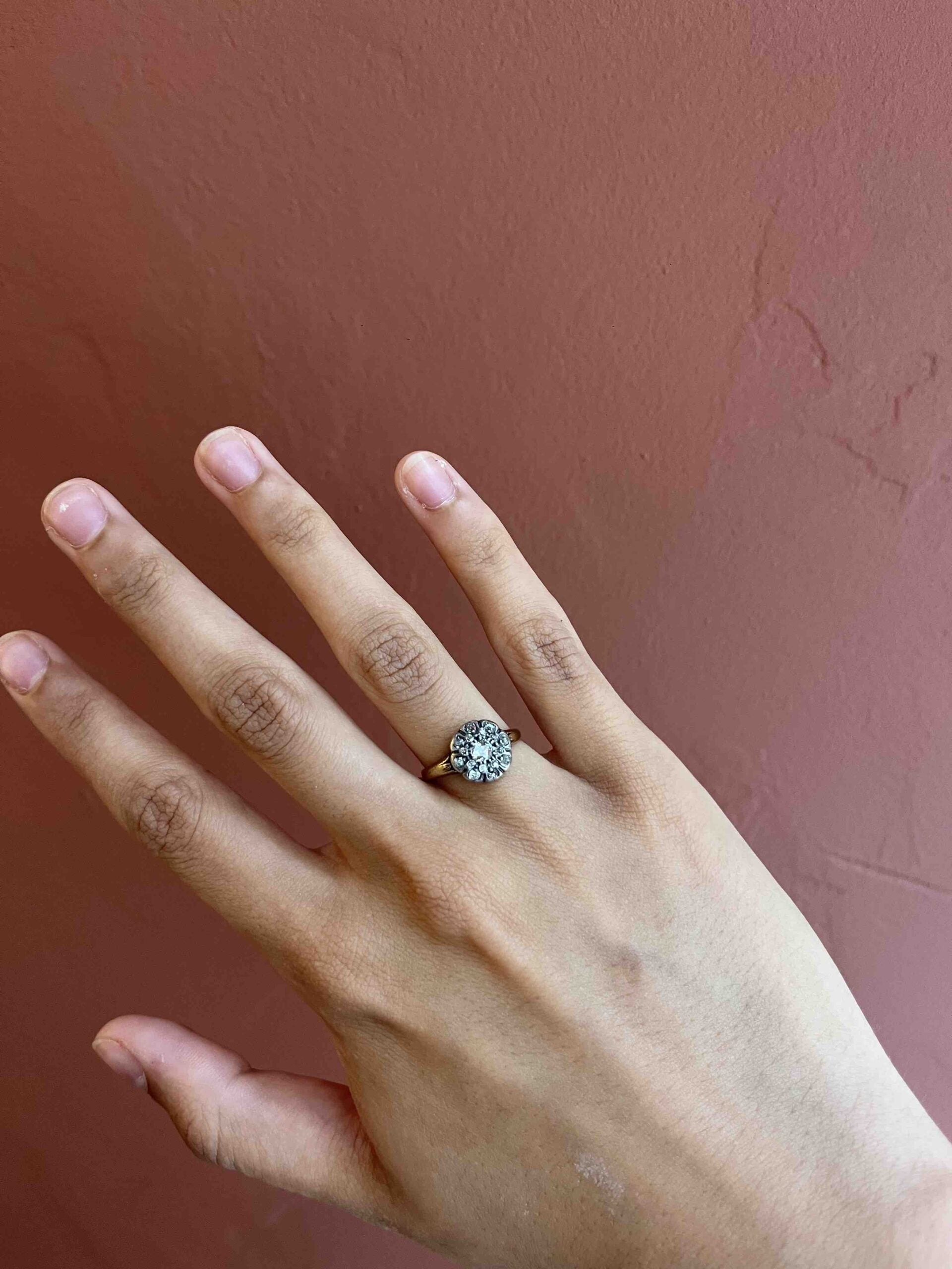 Bague Vintage Marguerite Diamants "Taylor"