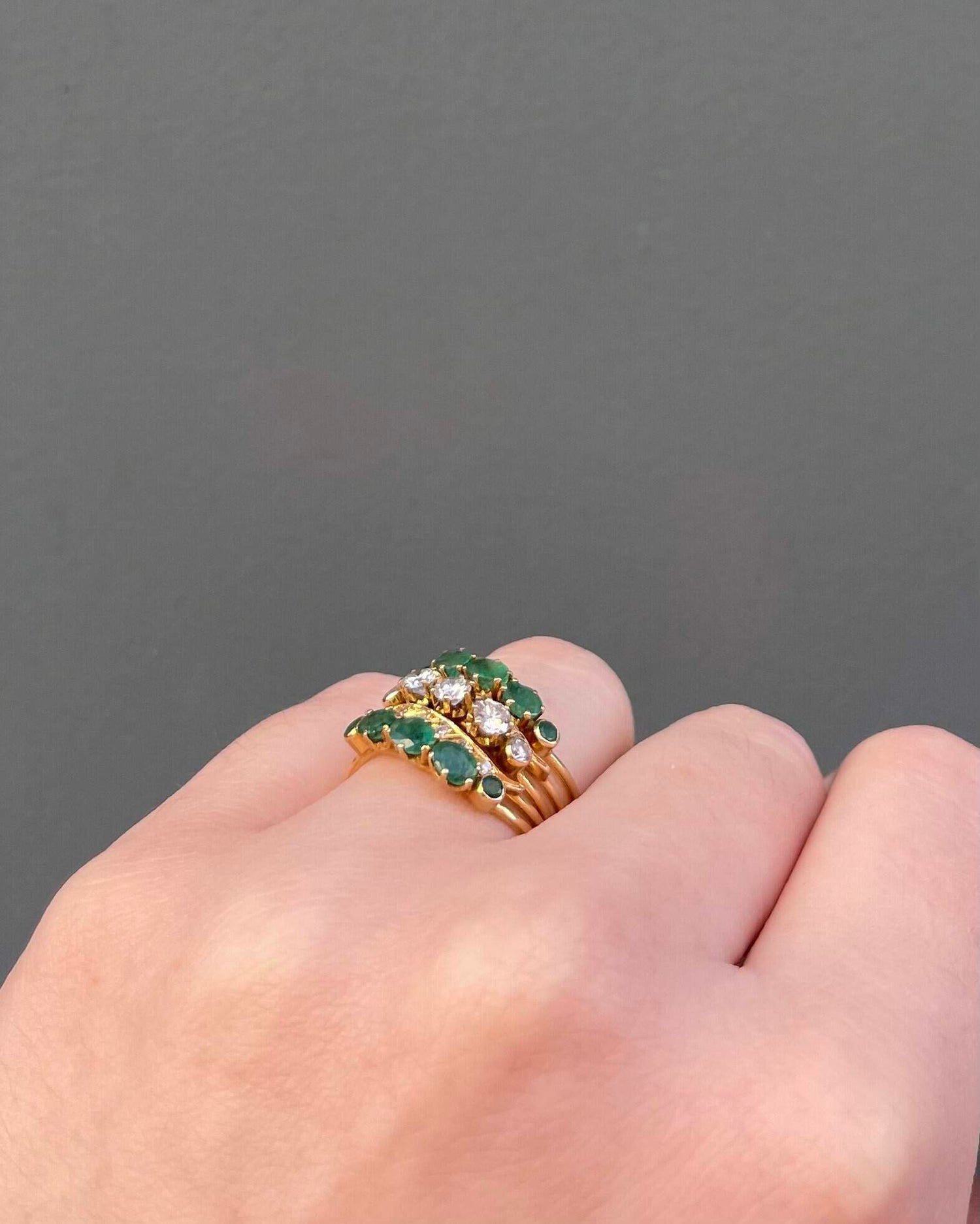 Bague Semainier Émeraudes 0.90 carat & Diamants 0.63 carat "Sadia"