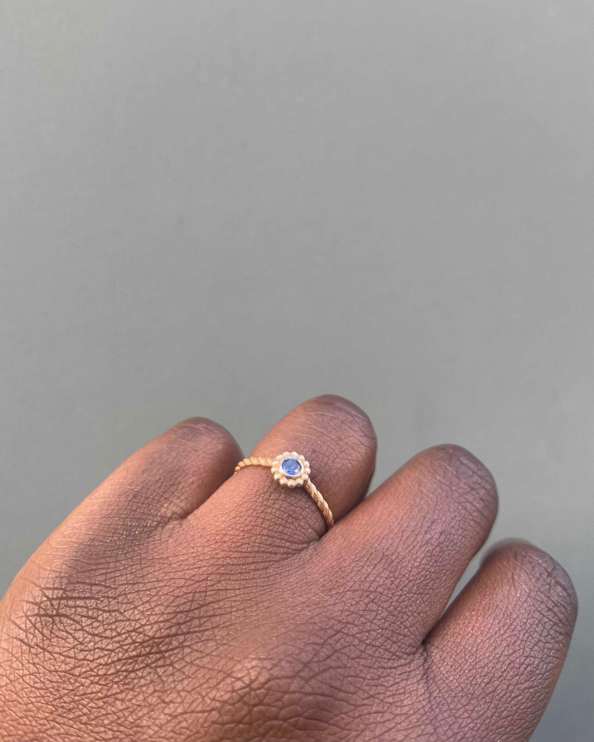 Bague Solitaire Saphir 0.25 Carat "Armelle"