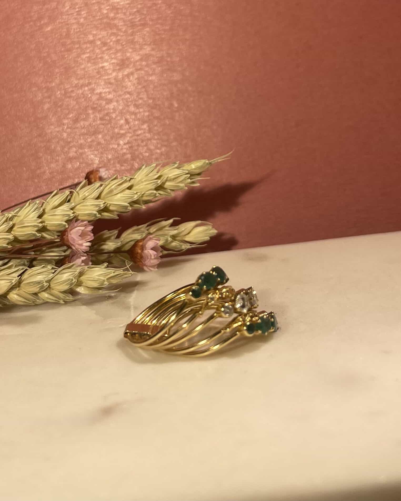 "Sadia" 0.90 carat Emerald & 0.63 carat Diamond Weekly Ring
