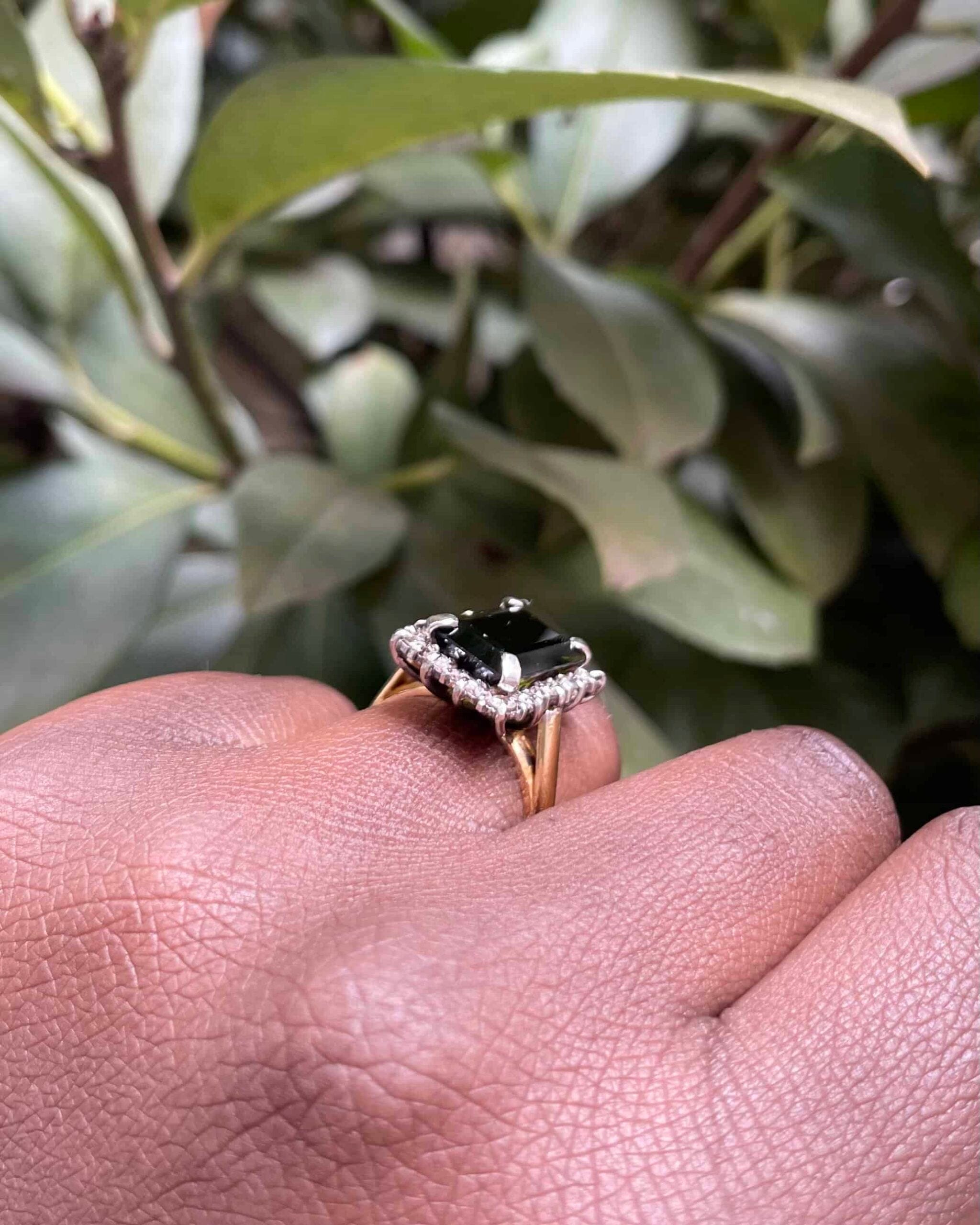 "Xyla" 5.20 Carat Tourmaline & 27 Diamond Daisy Ring