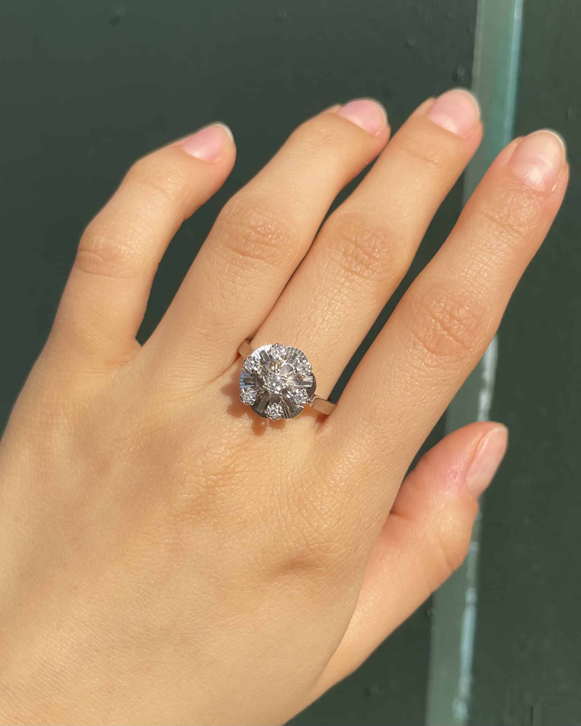 Bague Vintage Marguerite Diamants "Leyna"