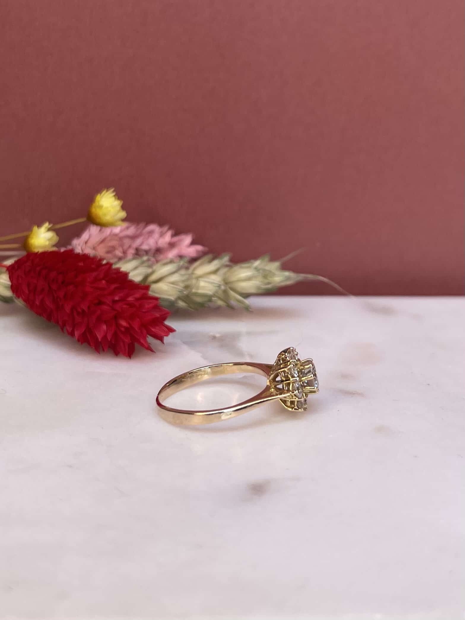 Bague Marguerite Diamants 0.77 Carat "Nora" - Elliade Paris