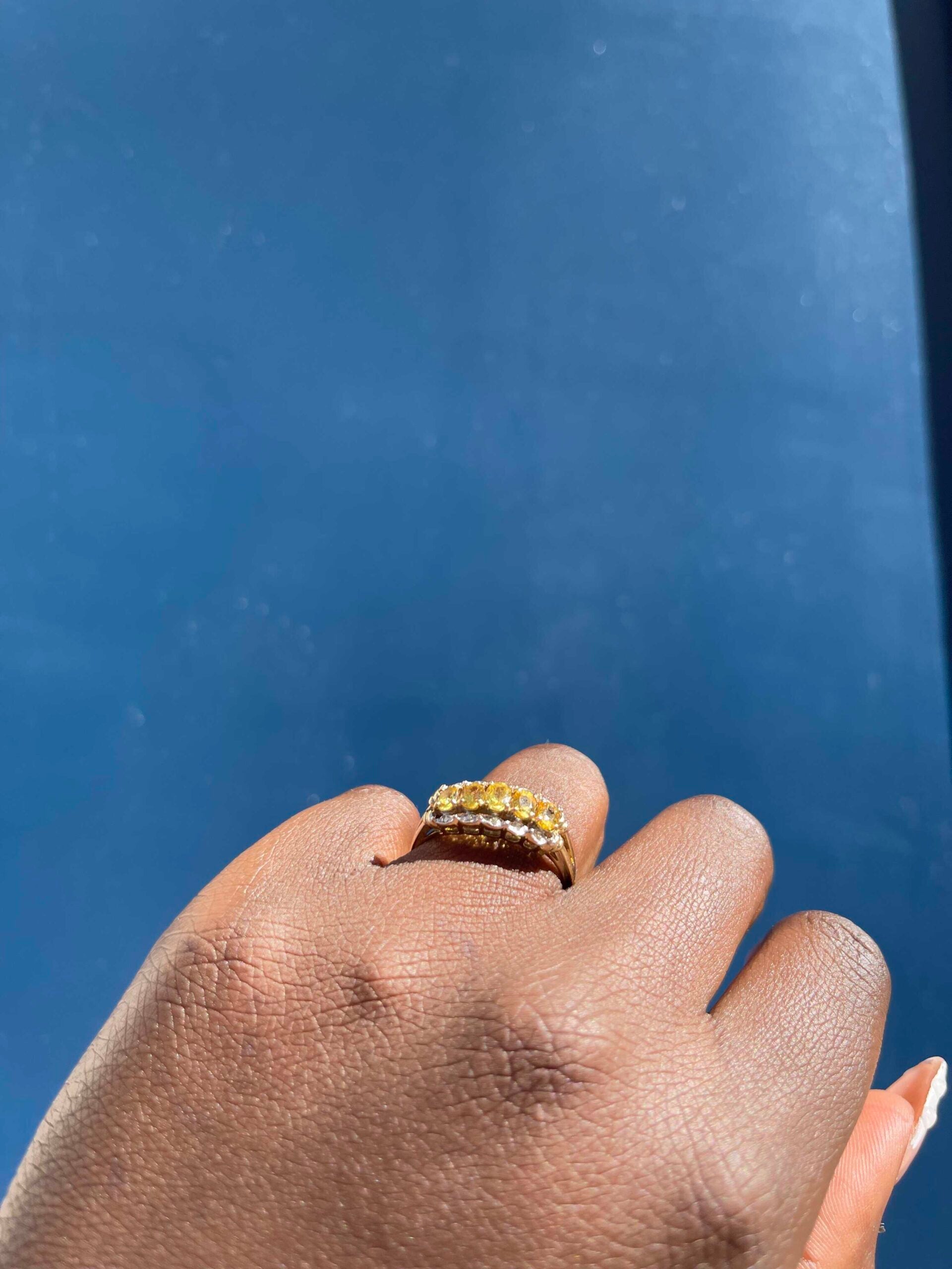 Bague Rivière Saphirs Jaunes & Diamants "Ophélie"