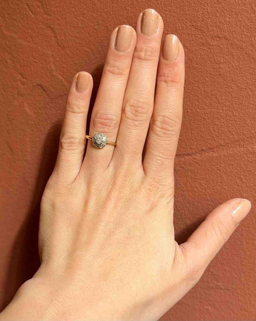 Anillo de diamantes con margaritas art déco "Ornella"