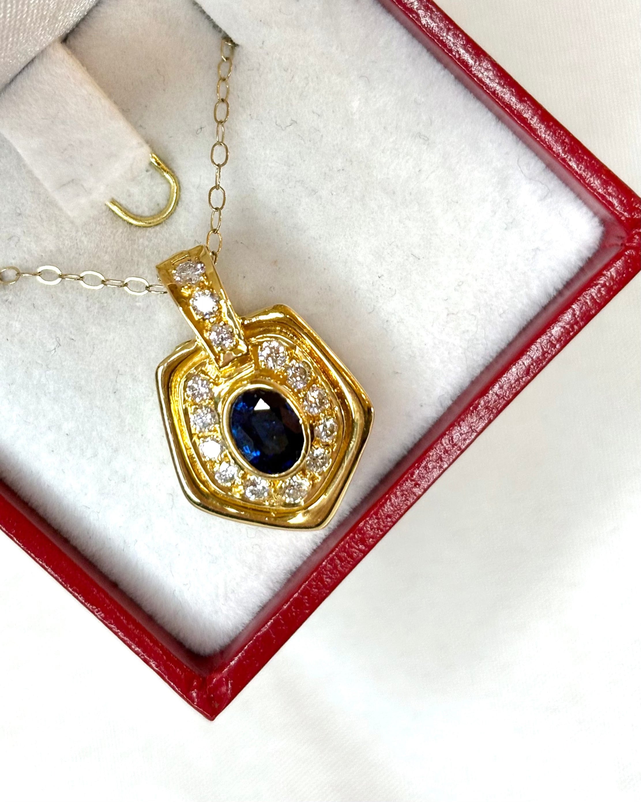 Pendentif Art Déco Saphir 1 carat, Diamants & or 18 carats 4,04g "Mireille"