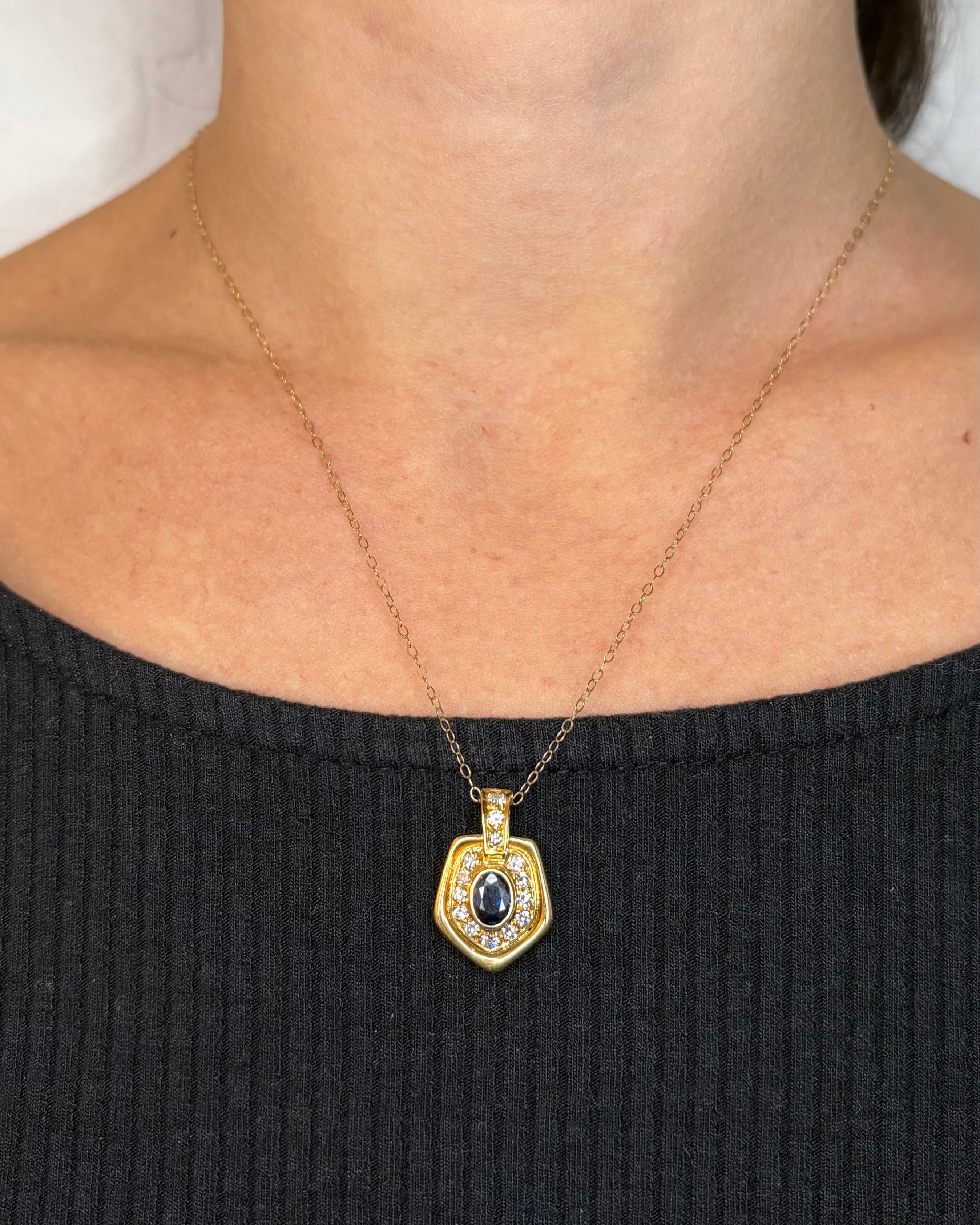 Pendentif Art Déco Saphir 1 carat, Diamants & or 18 carats 4,04g "Mireille"