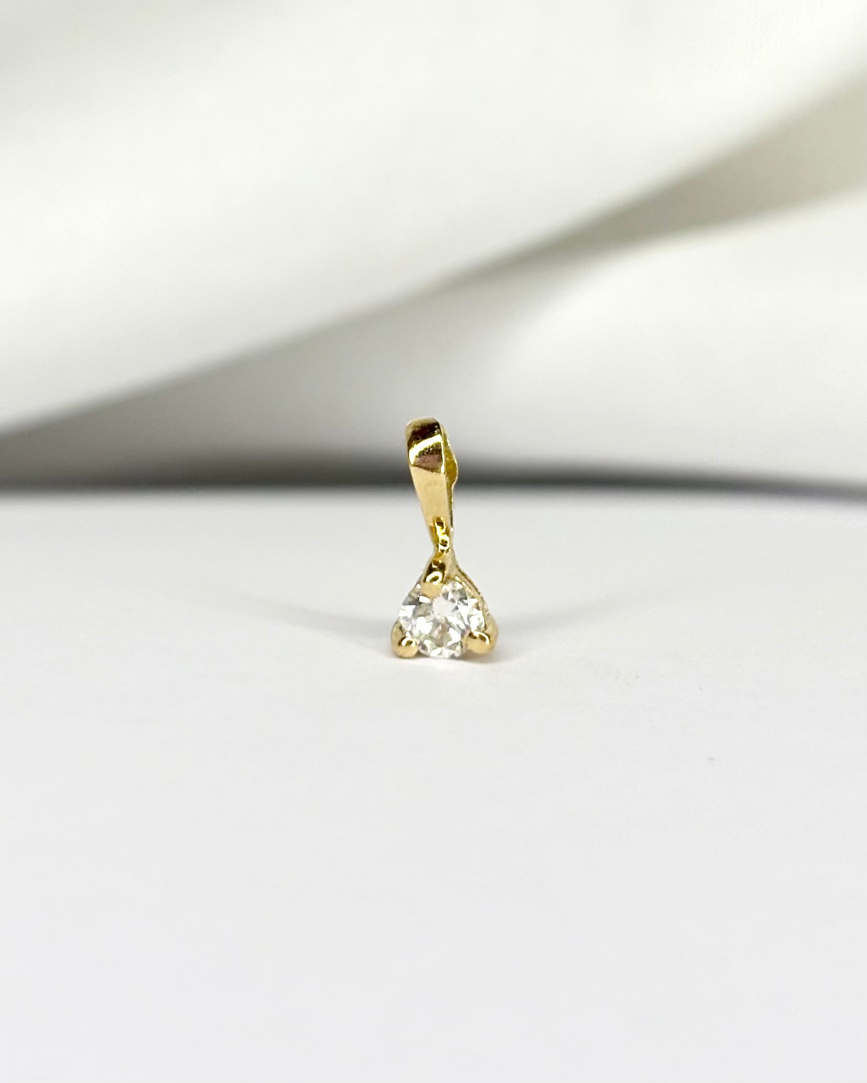 Pendentif Diamant 0.10 carat "Yuna"
