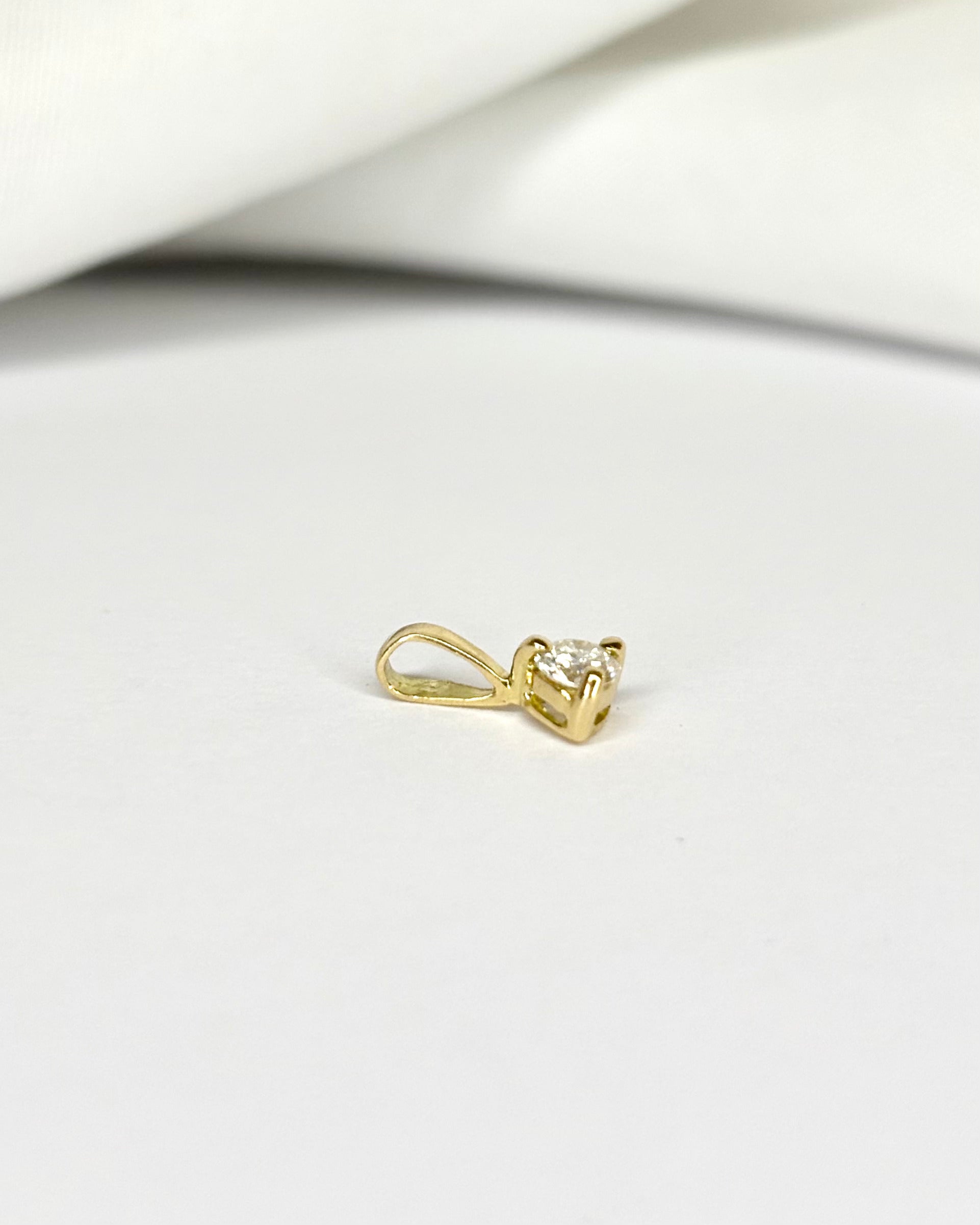 Pendentif Diamant 0.10 carat "Yuna"