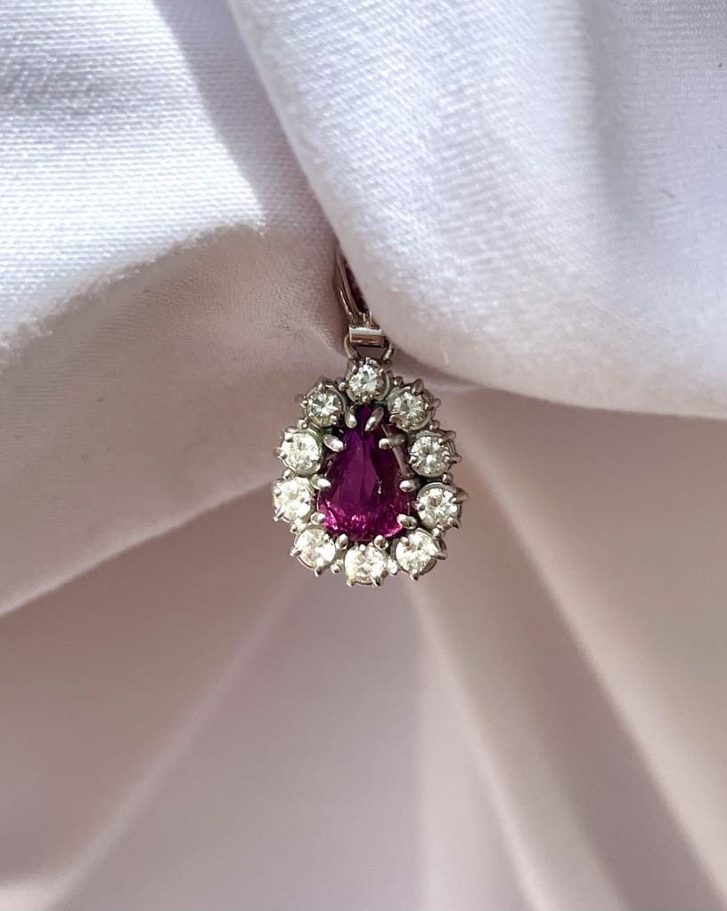Pendentif Marguerite Rubis & diamants "Billie"