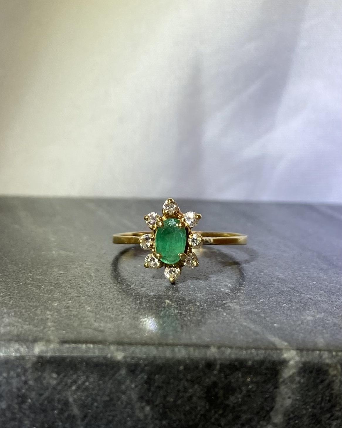 "Zelya" Emerald & Diamond Daisy Ring