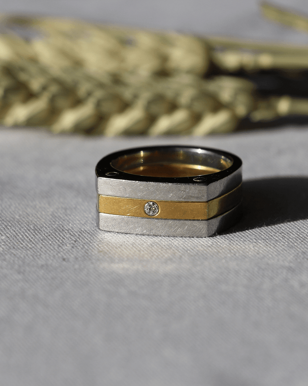 bague chevalière diamant acier