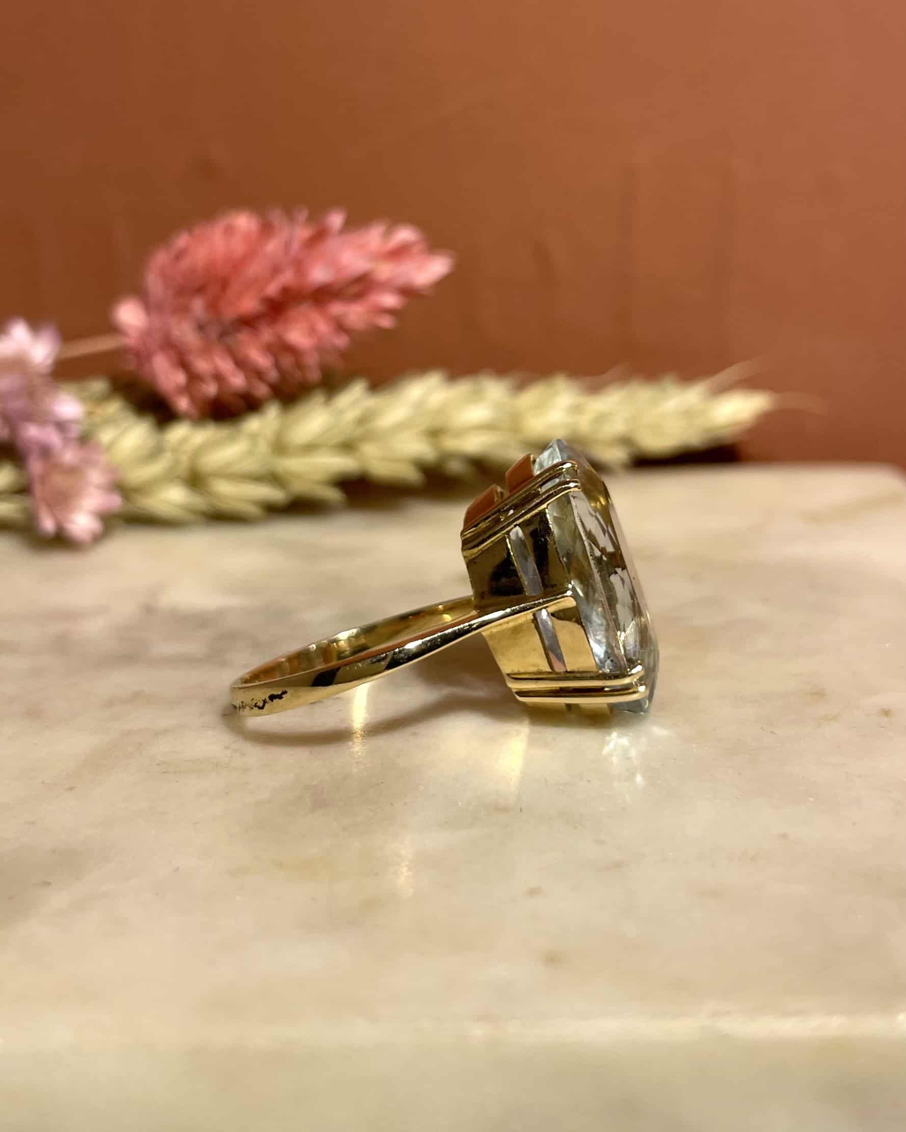 Anillo de cóctel "Méliana" con aguamarina de 9,80 quilates