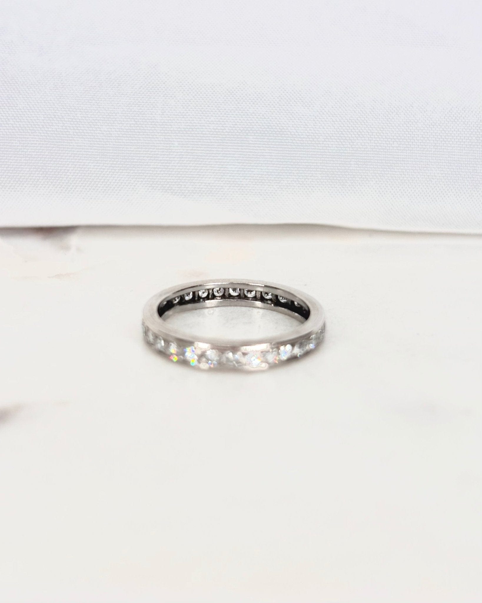 Alliance américaine 31 diamants "Mayana" - Elliade Paris