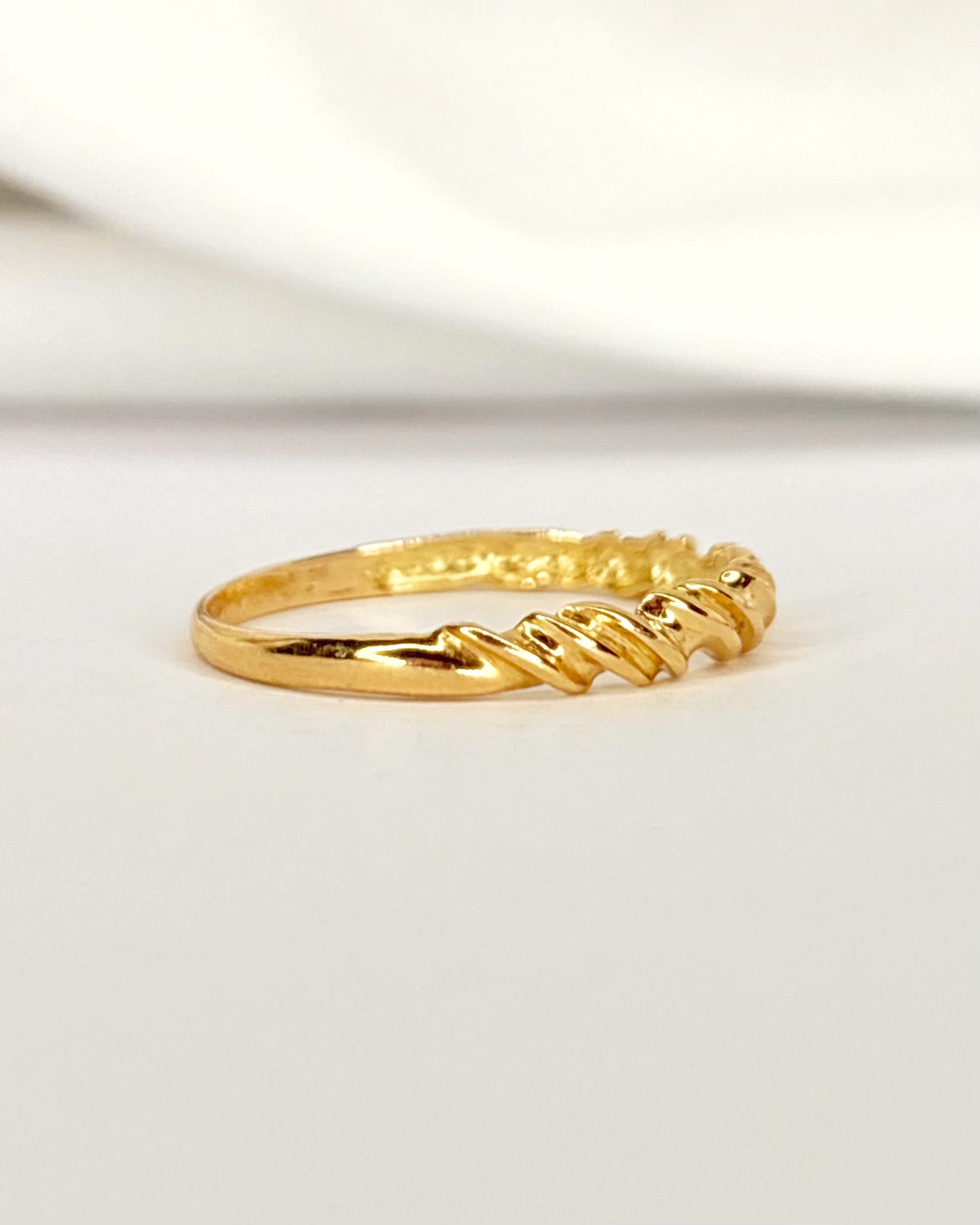 Alliance Jonc Or Jaune 18 carats 3 mm "Jonas" - Elliade Paris