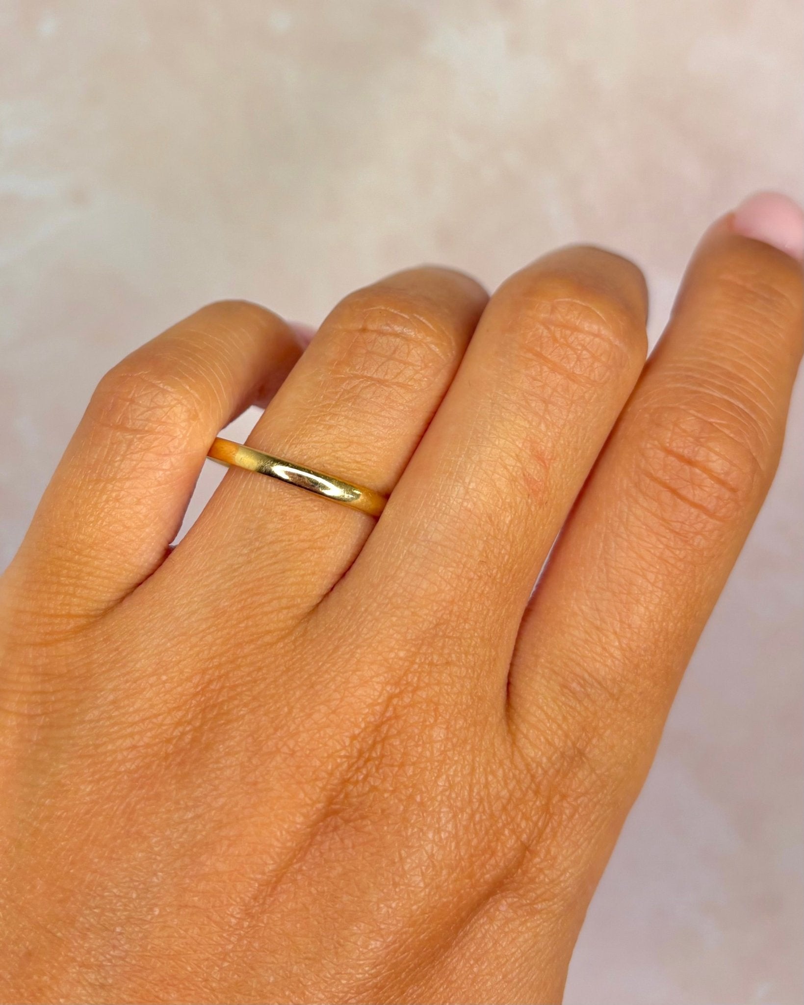 Alliance Or Jaune 18 carats 1.4 mm "Vera" - Elliade Paris