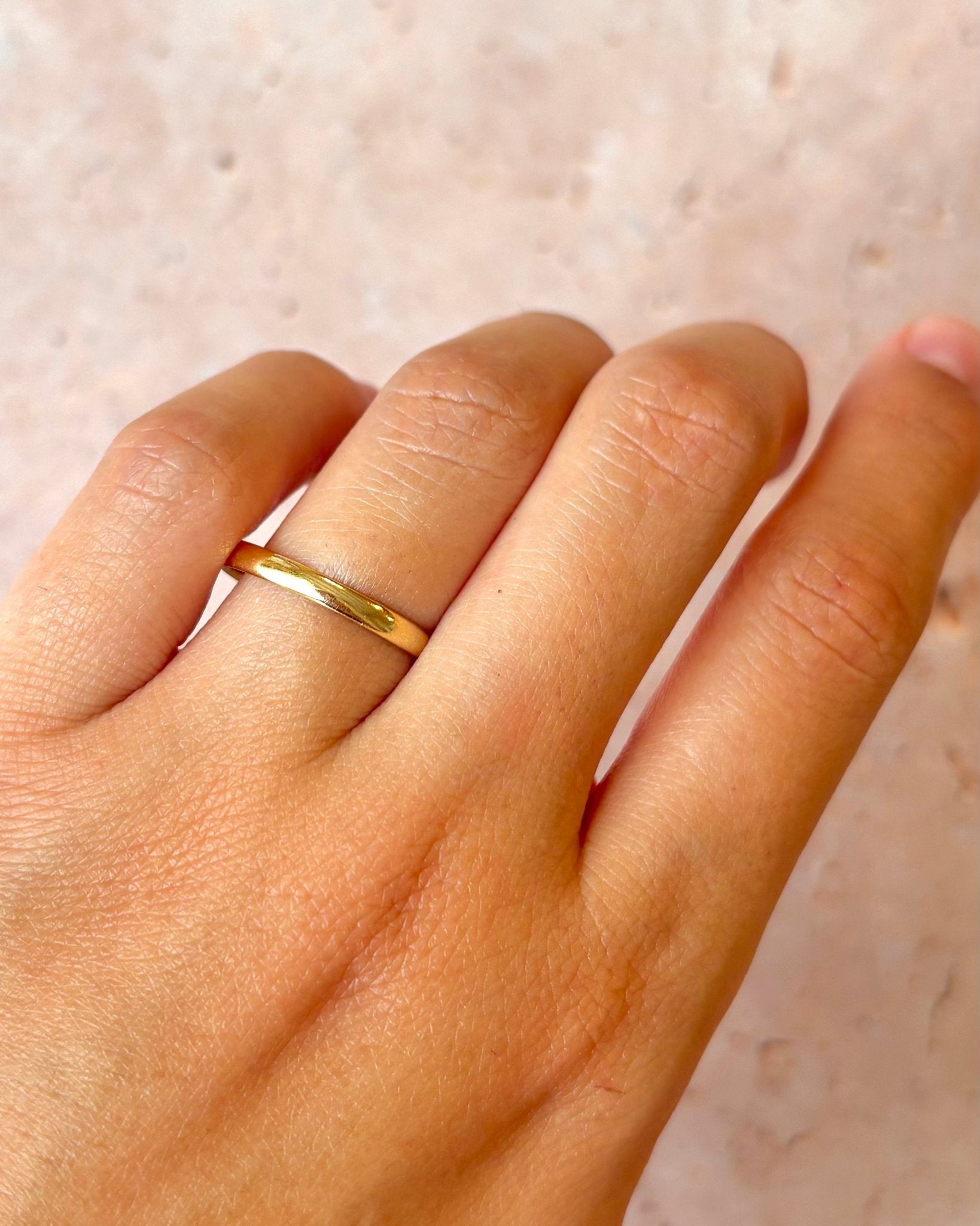 Alliance Or Jaune 18 carats 2.3mm "Emilie" - Elliade Paris