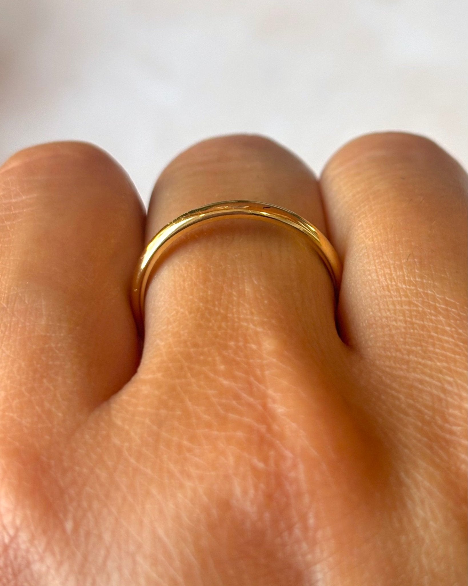 Alliance Or Jaune 18 carats 2.4 mm "Line" - Elliade Paris