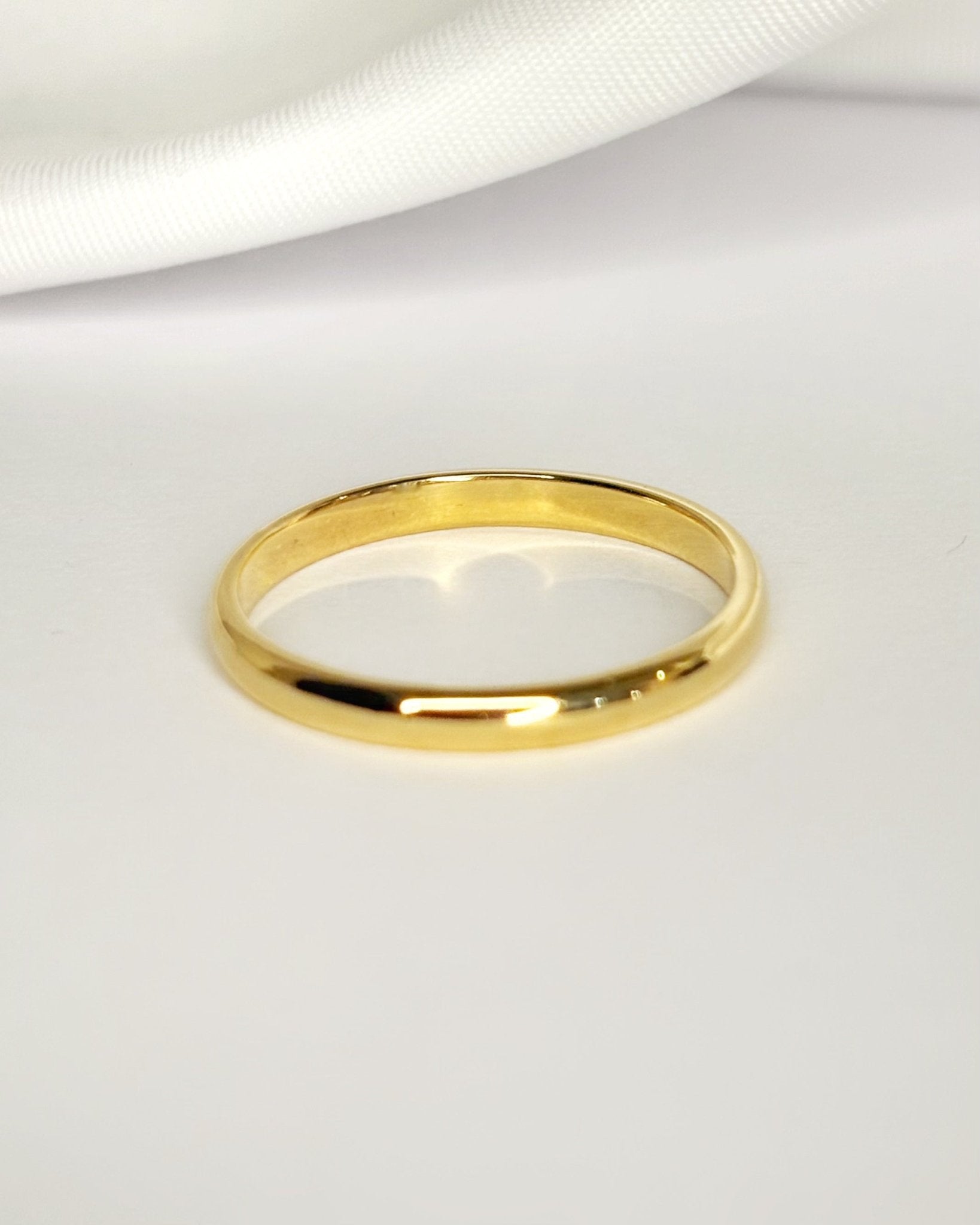 Alliance Or Jaune 18 carats 2.4 mm "Line" - Elliade Paris