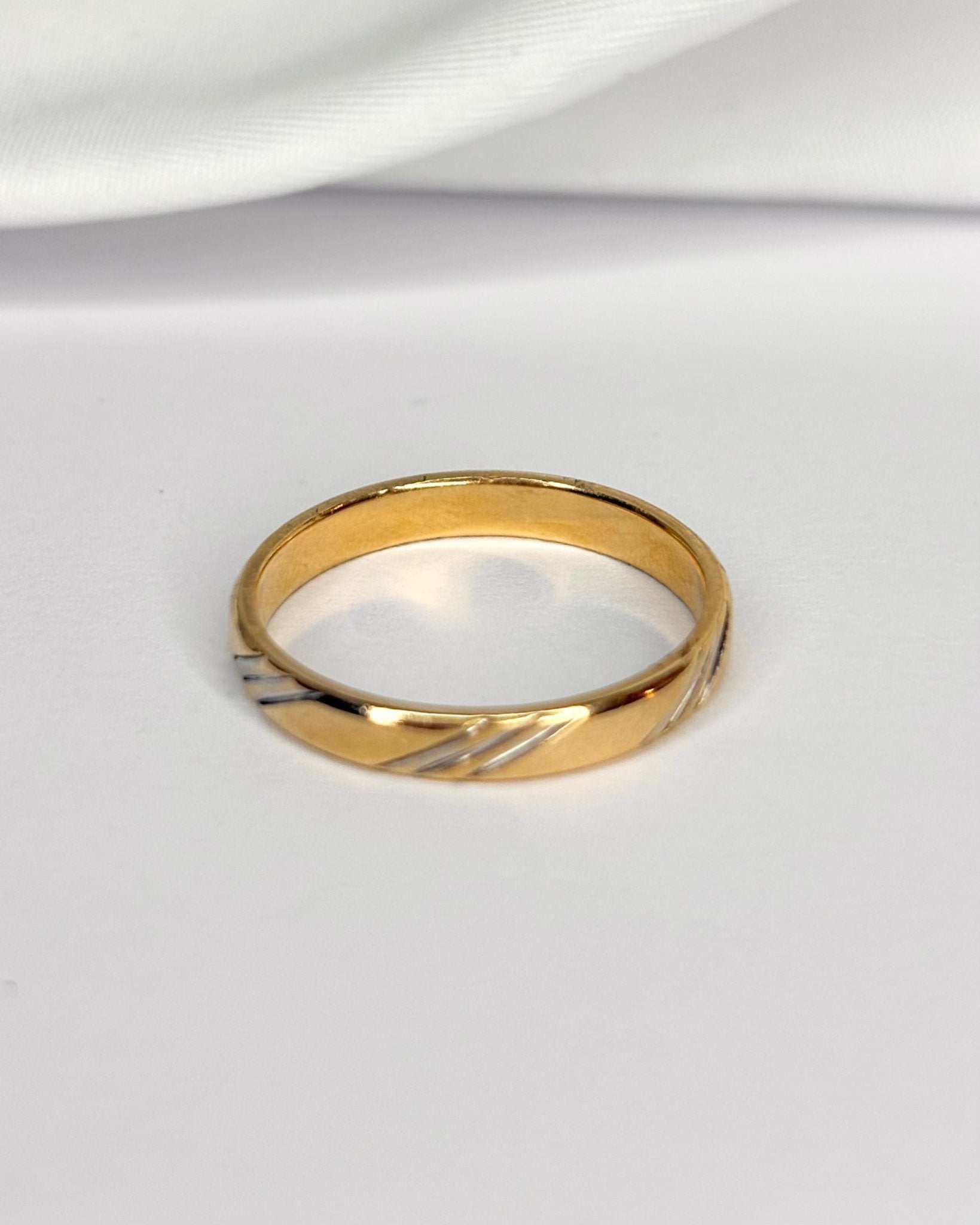 Alliance Or jaune 18 carats 2.66g "Minaé" - Elliade Paris