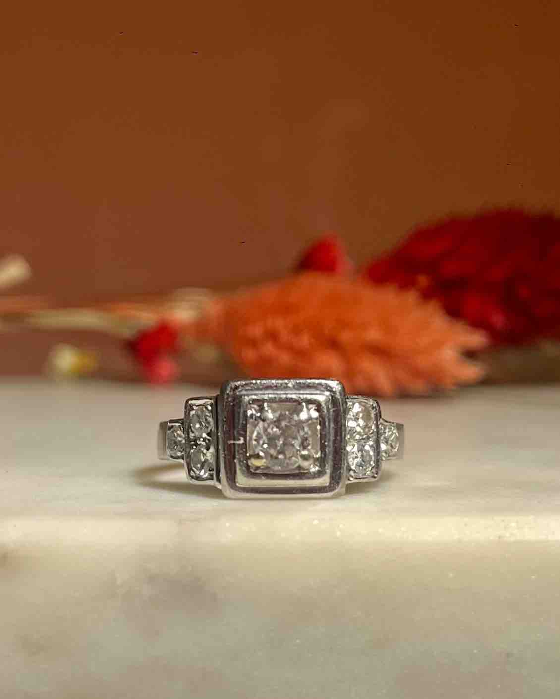 Bague Art-déco Diamants "Aslinaz" - Elliade Paris