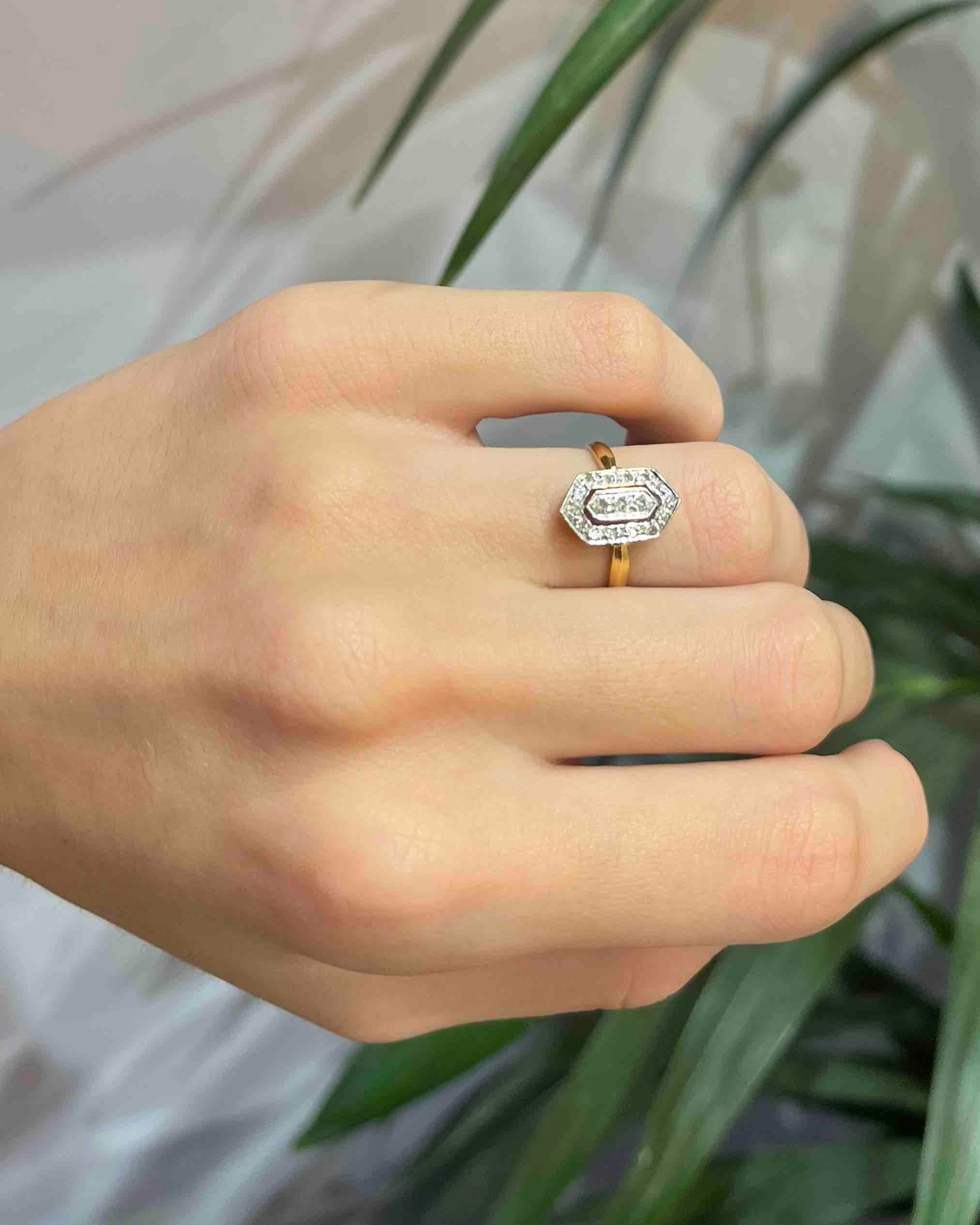 Art Deco style ring with diamonds "Khady"