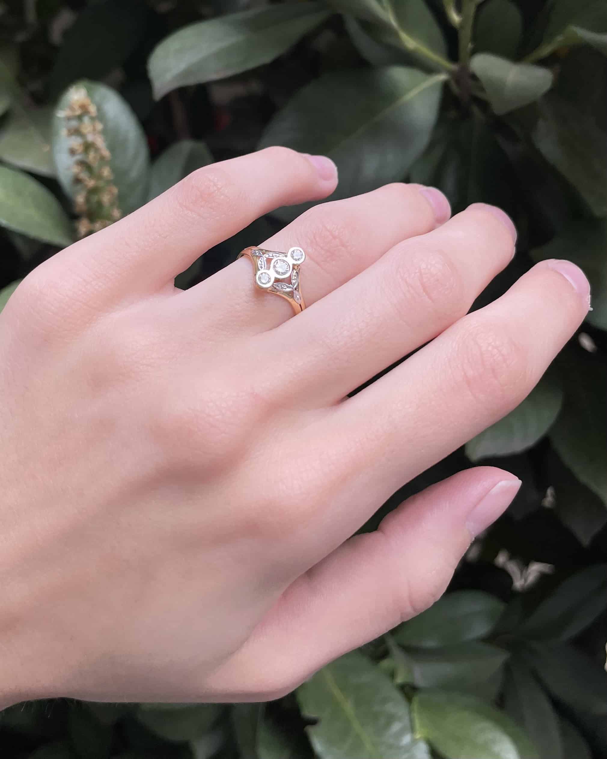 Bague Style Art-Déco Diamants 0.22 Carat "Malory" - Elliade Paris