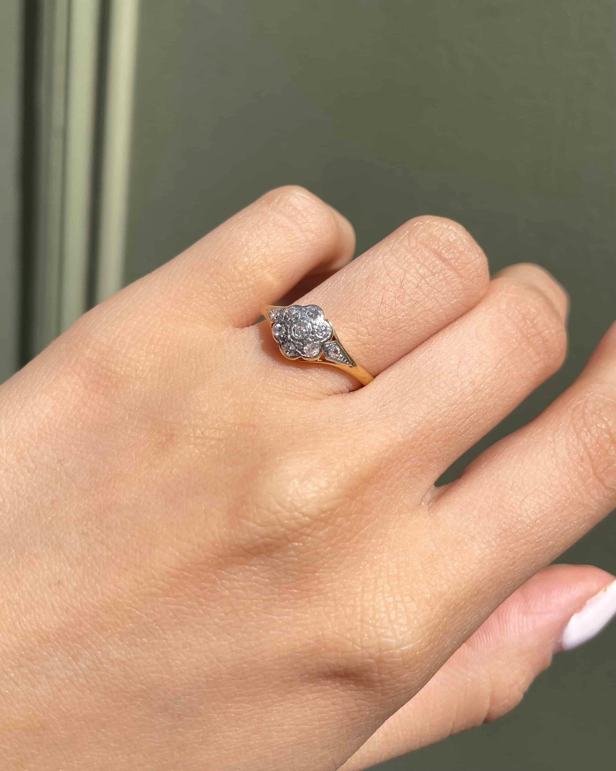 Bague fleur Art Déco Diamants "Lauriane"