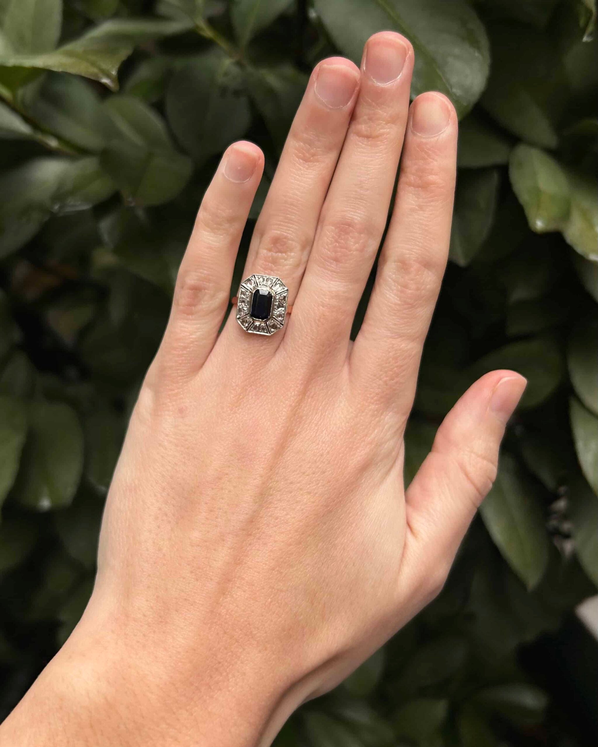 Art Deco Ring Sapphire 1.05 carat & Diamonds "Palma"