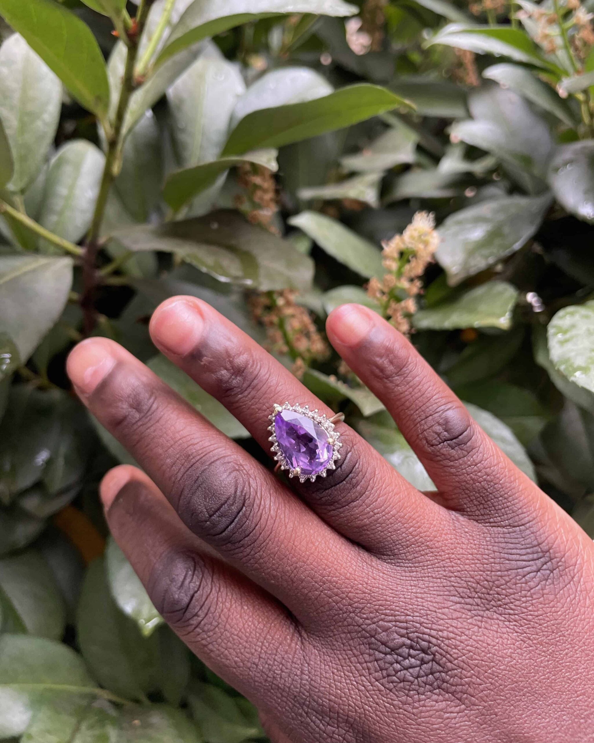 Bague Marguerite Améthyste 4.50 carats & Diamants "Ivory"